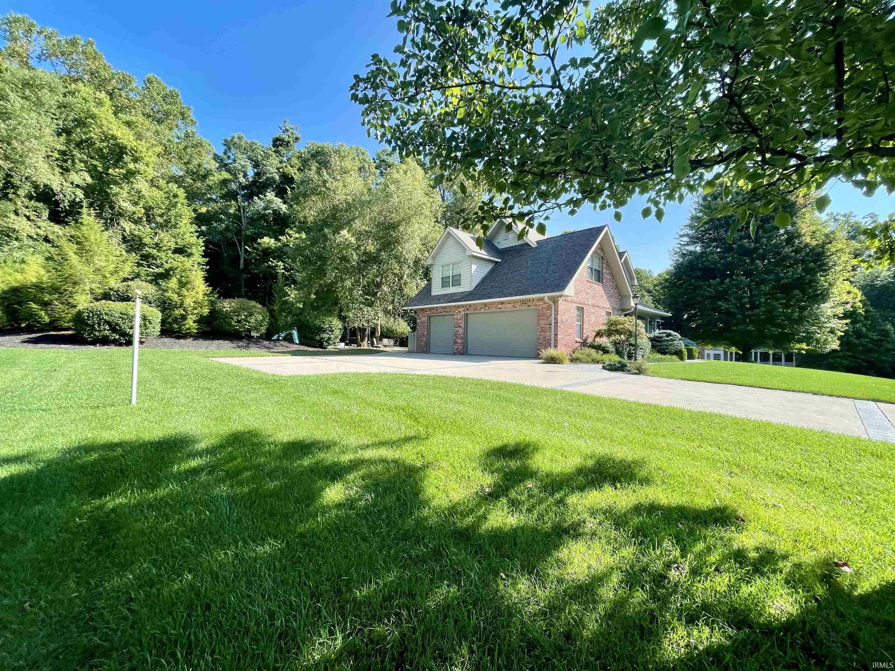 4030 W Breezewood Court