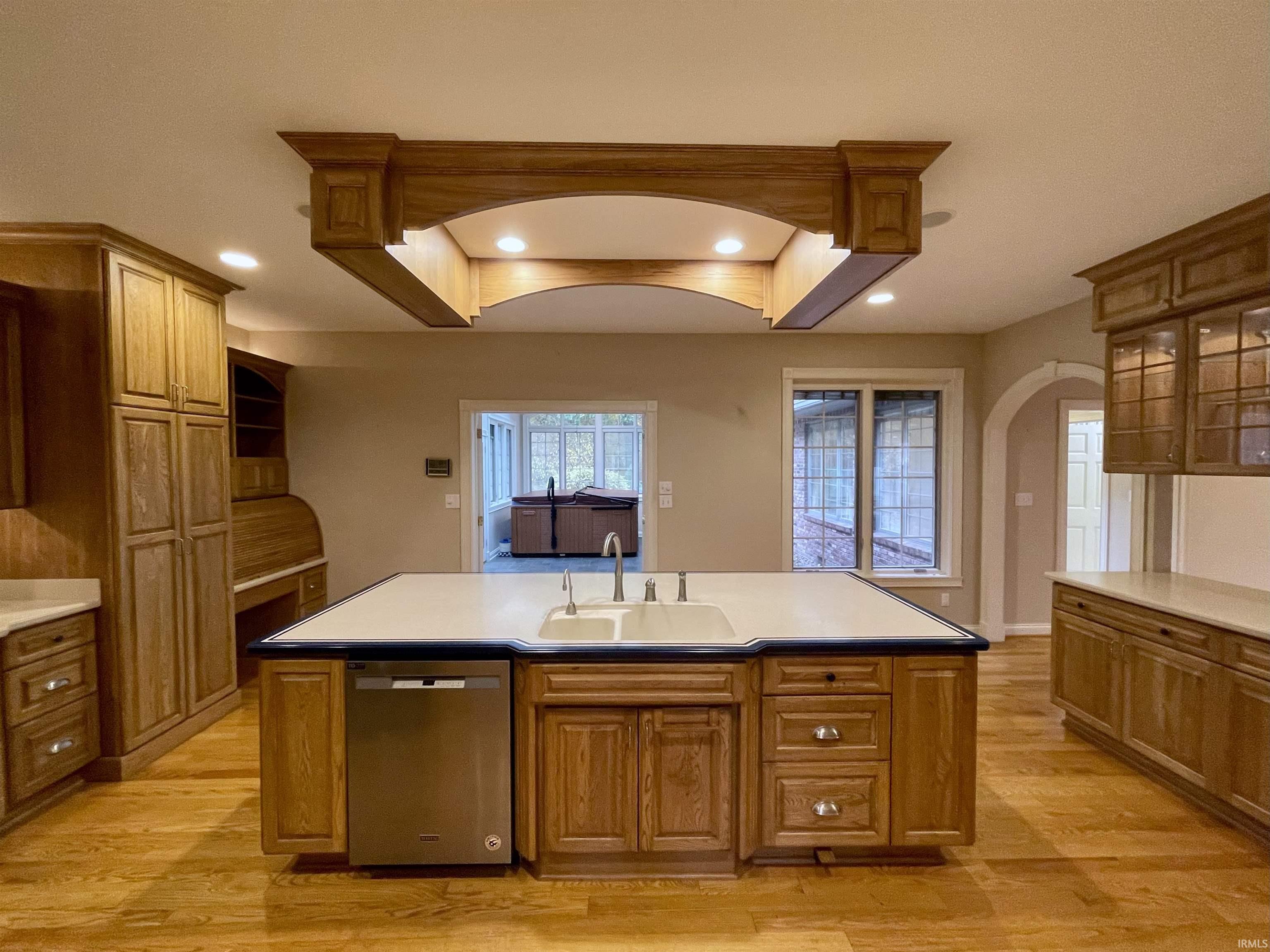 4030 W Breezewood Court