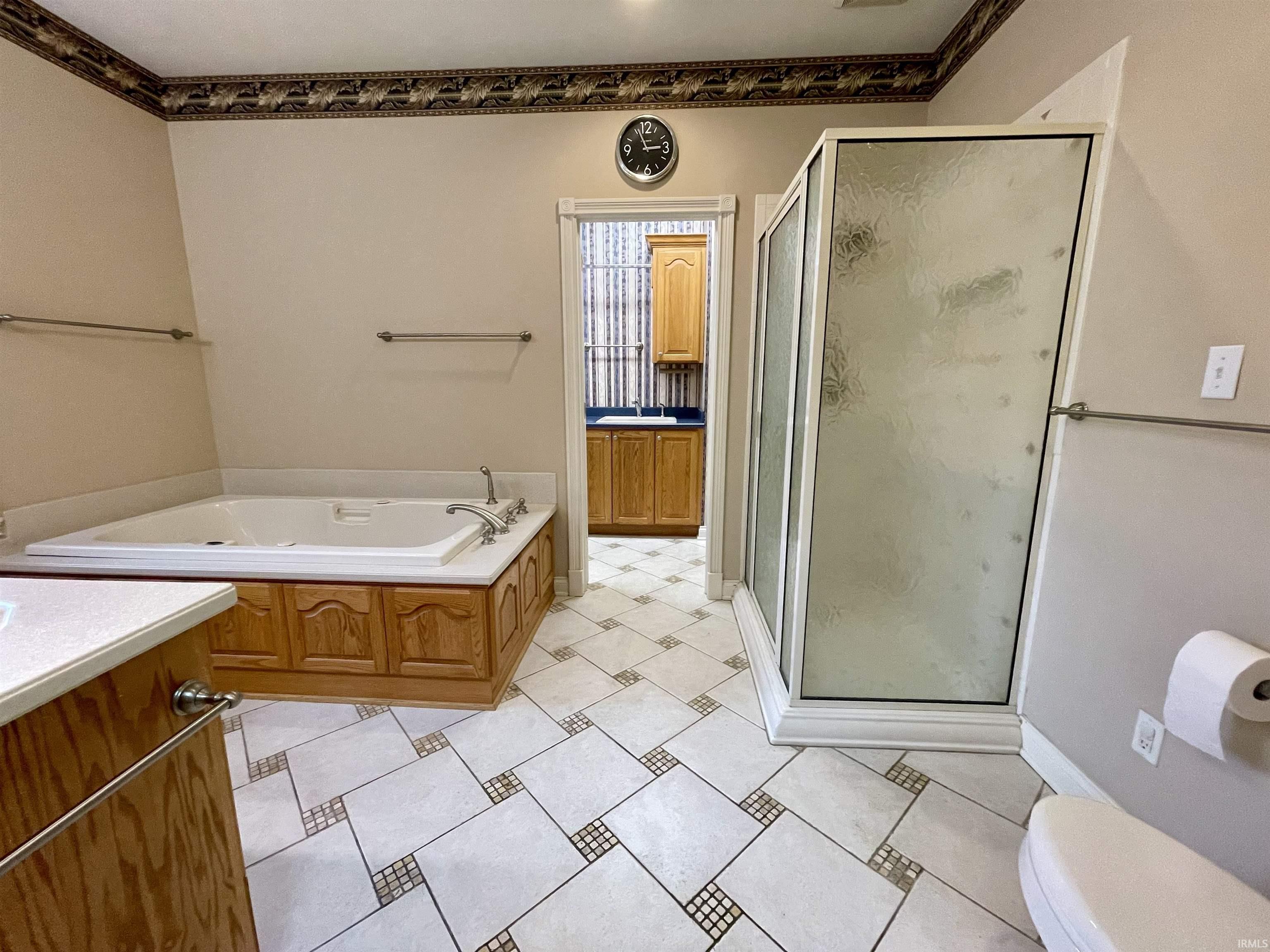 4030 W Breezewood Court