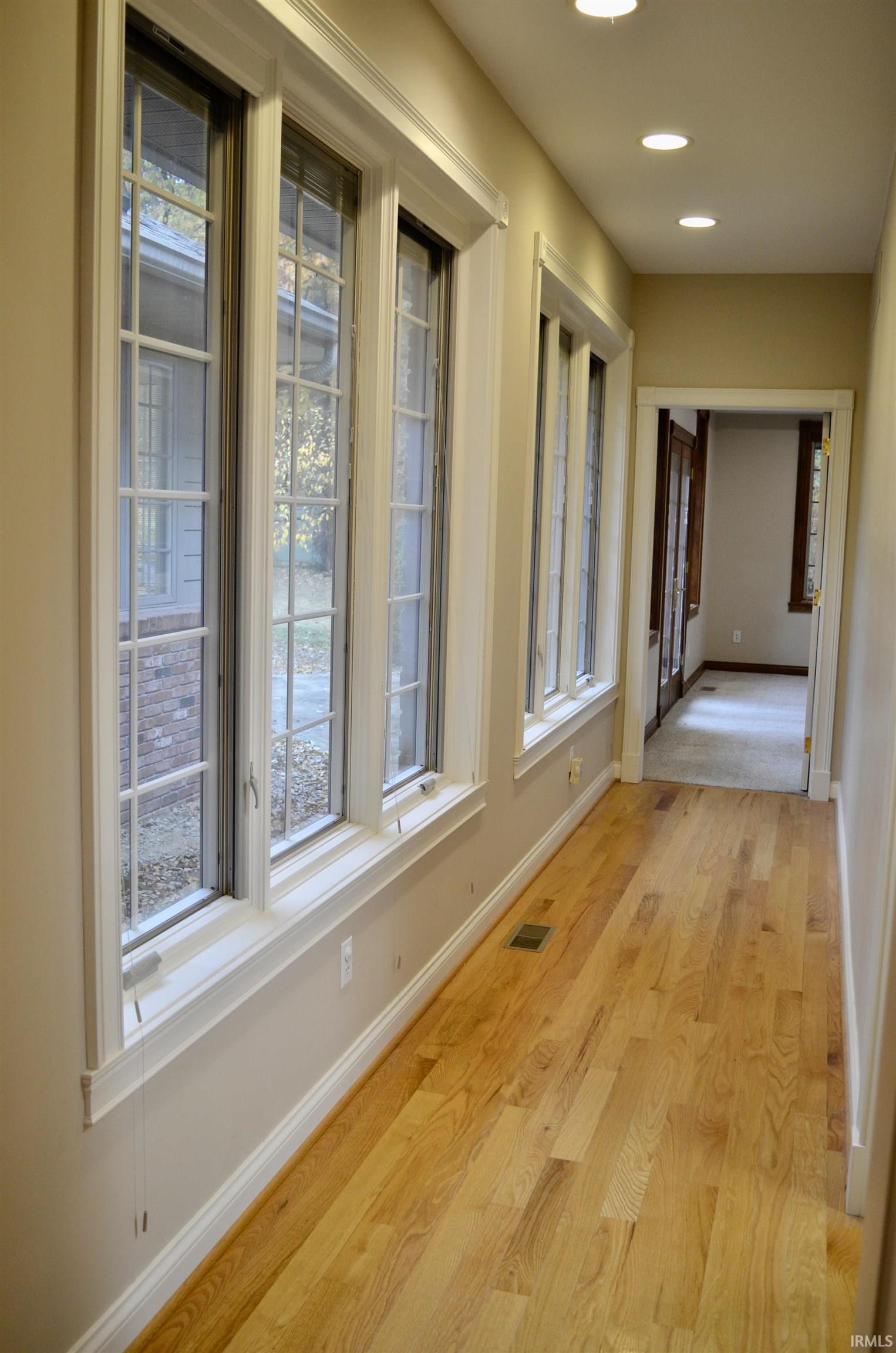 4030 W Breezewood Court