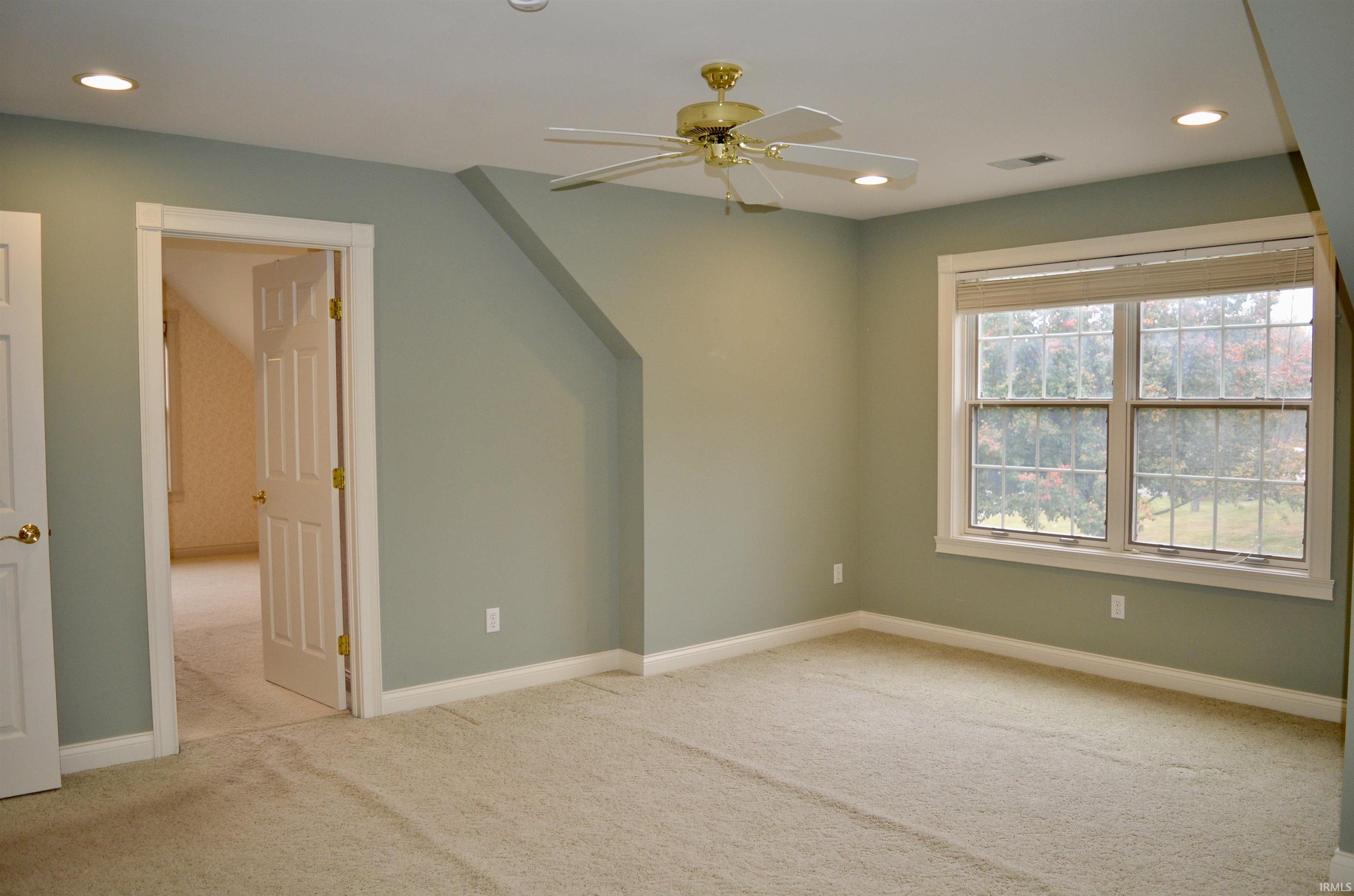 4030 W Breezewood Court