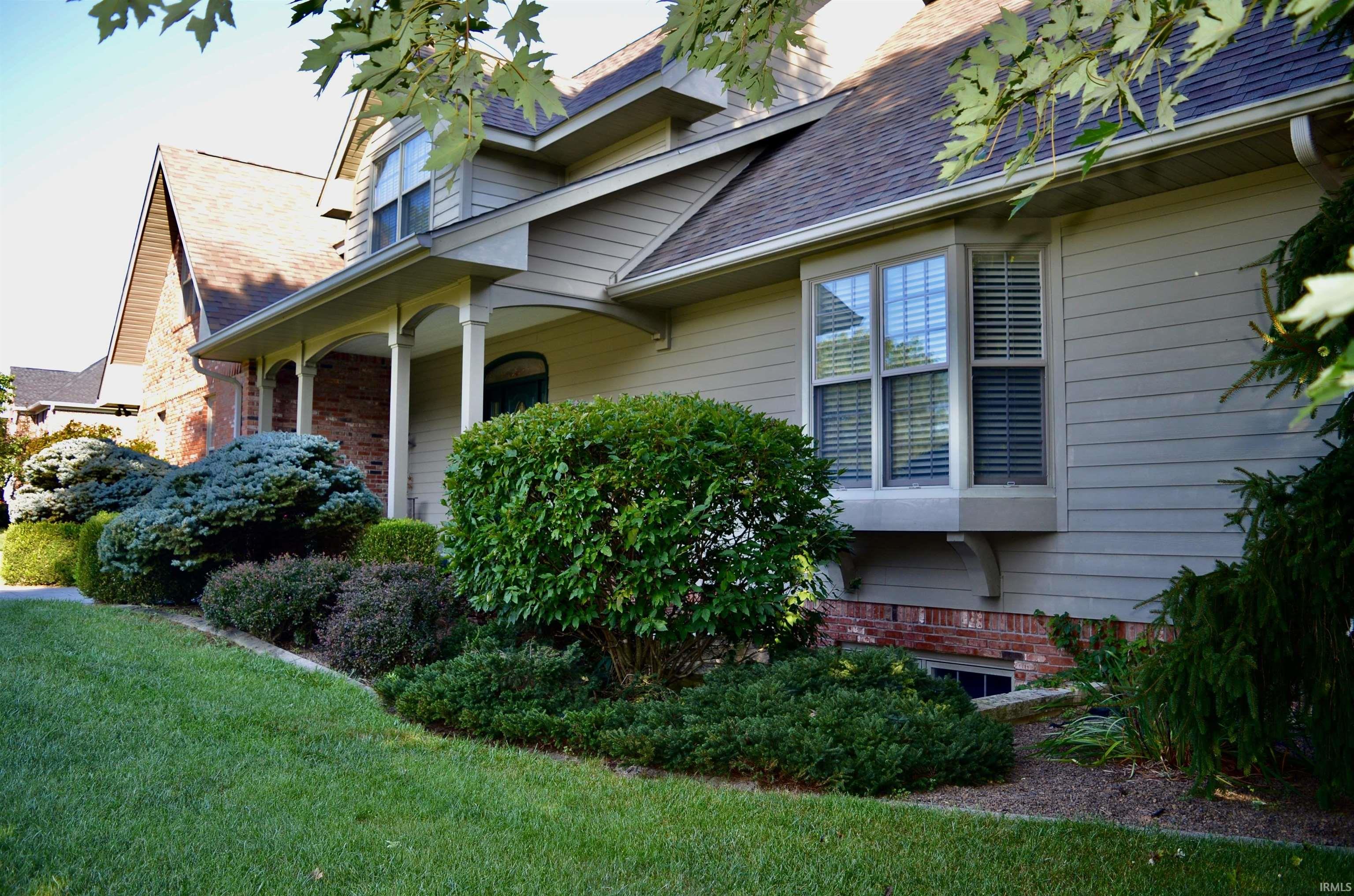 4030 W Breezewood Court