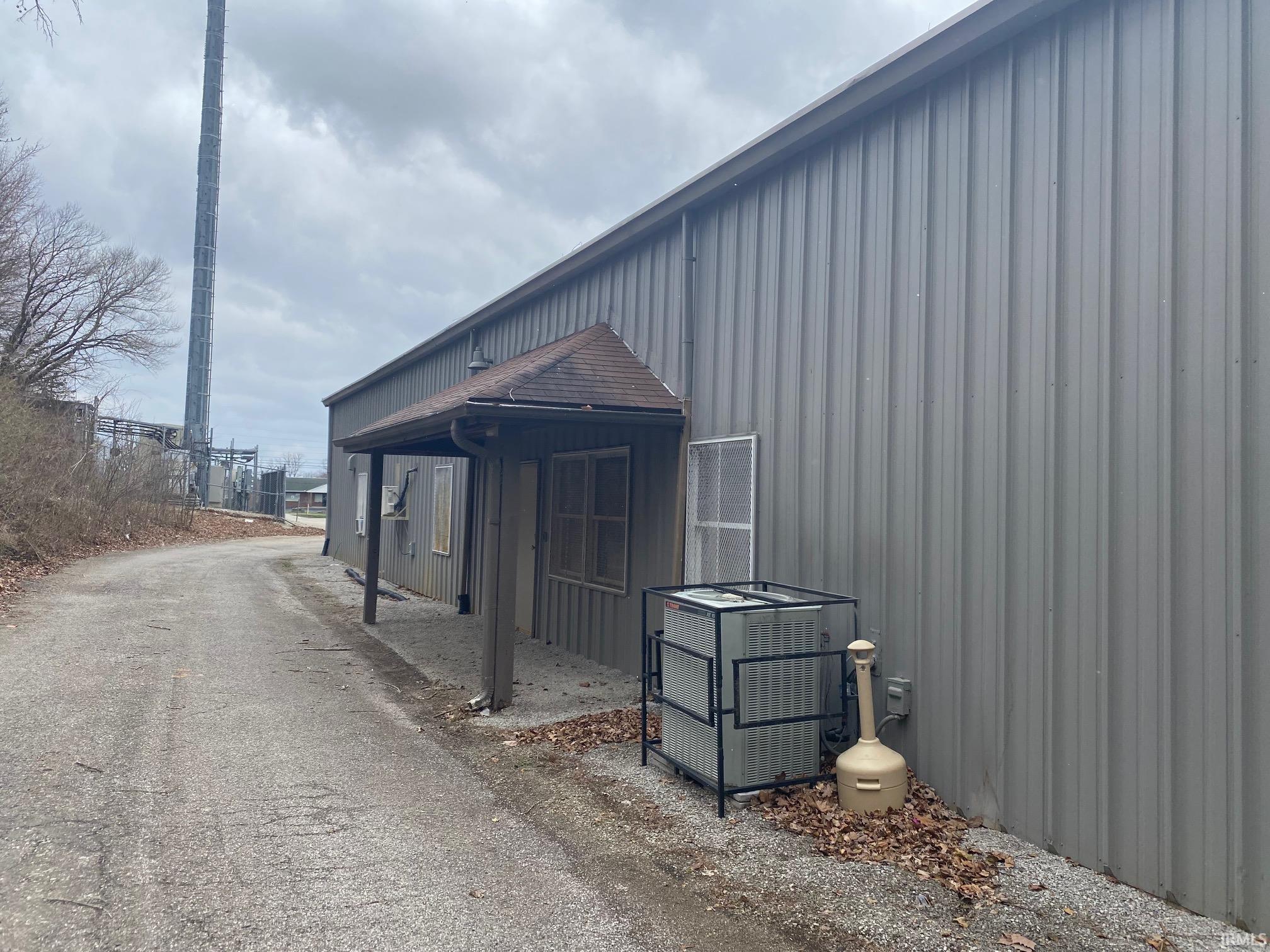 3903 S Walnut Street