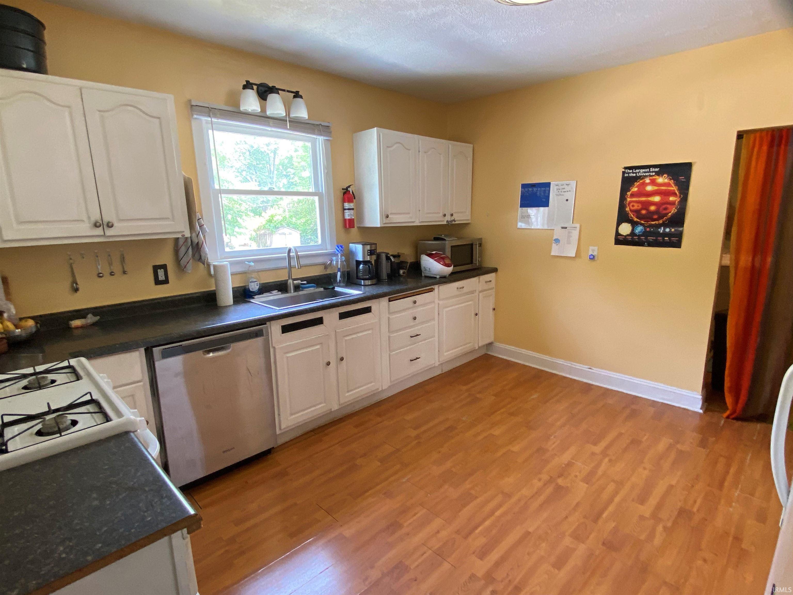 903 W Kirkwood Avenue