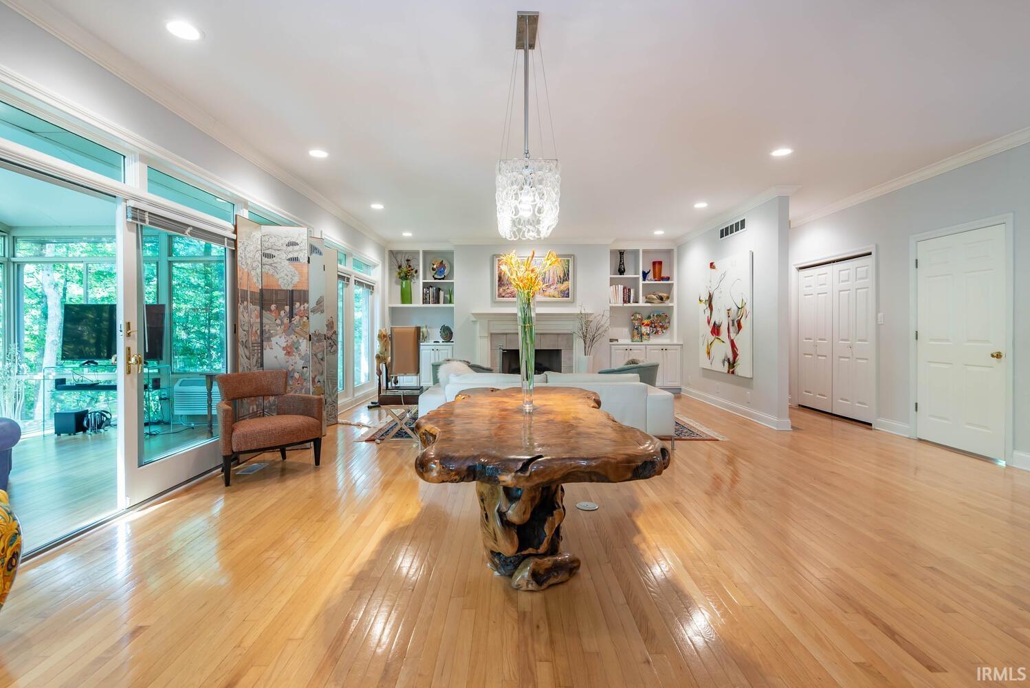 2816 N Blue Ridge Drive