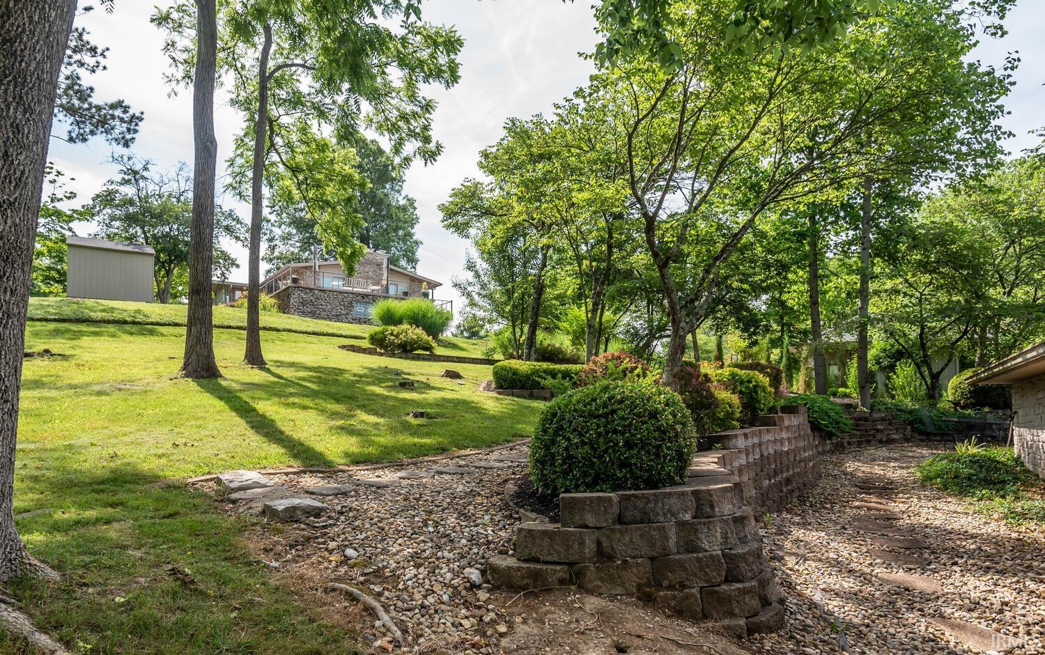 2816 N Blue Ridge Drive