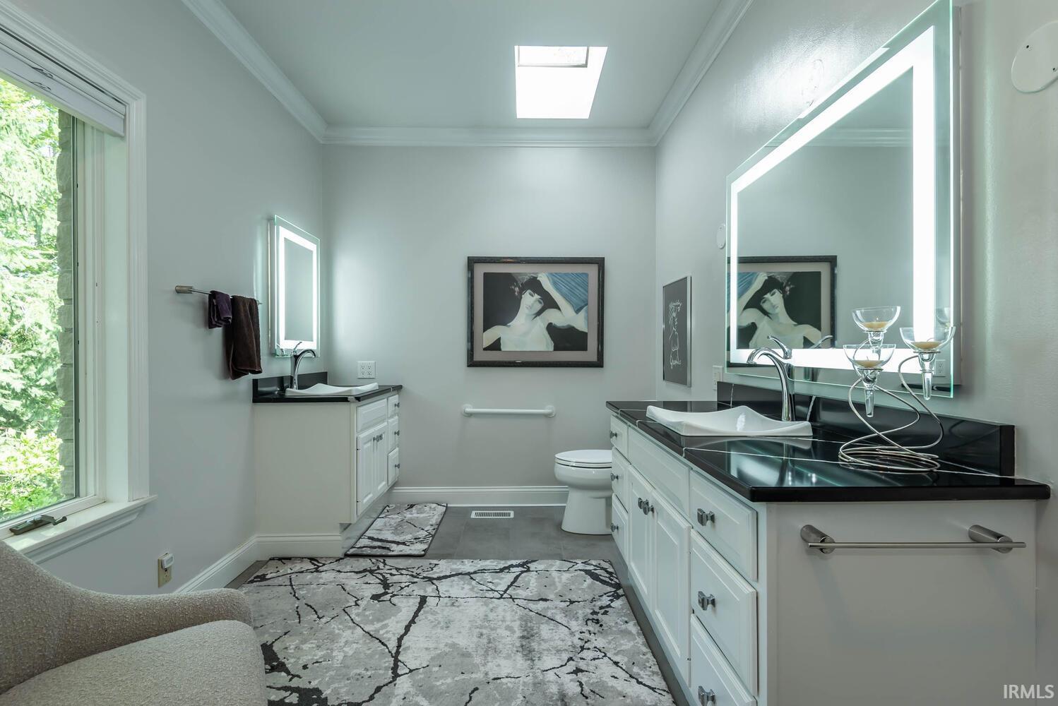 2816 N Blue Ridge Drive