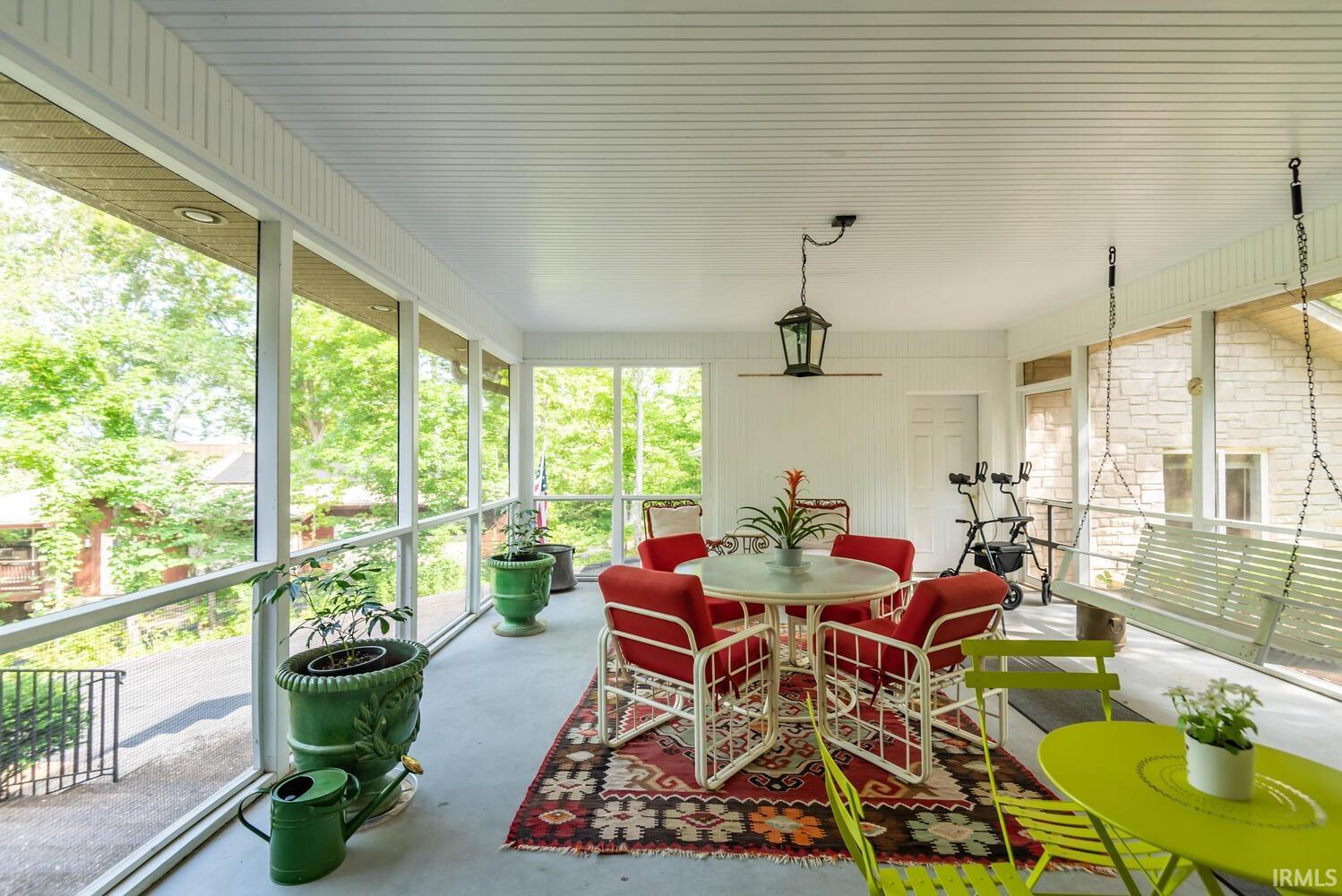 2816 N Blue Ridge Drive