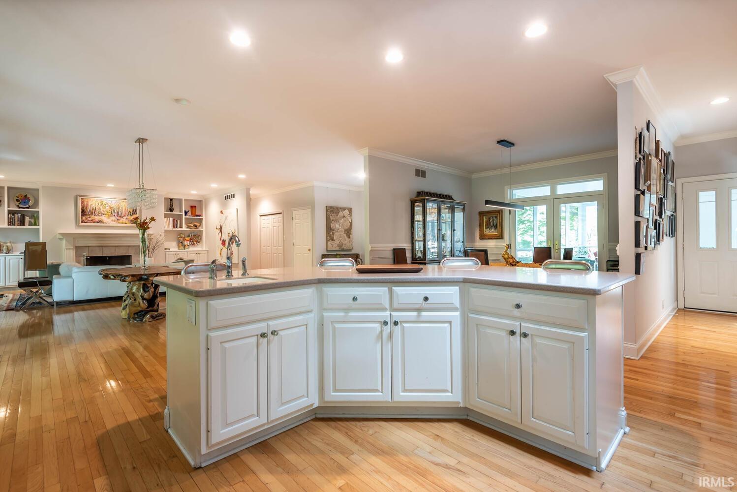 2816 N Blue Ridge Drive