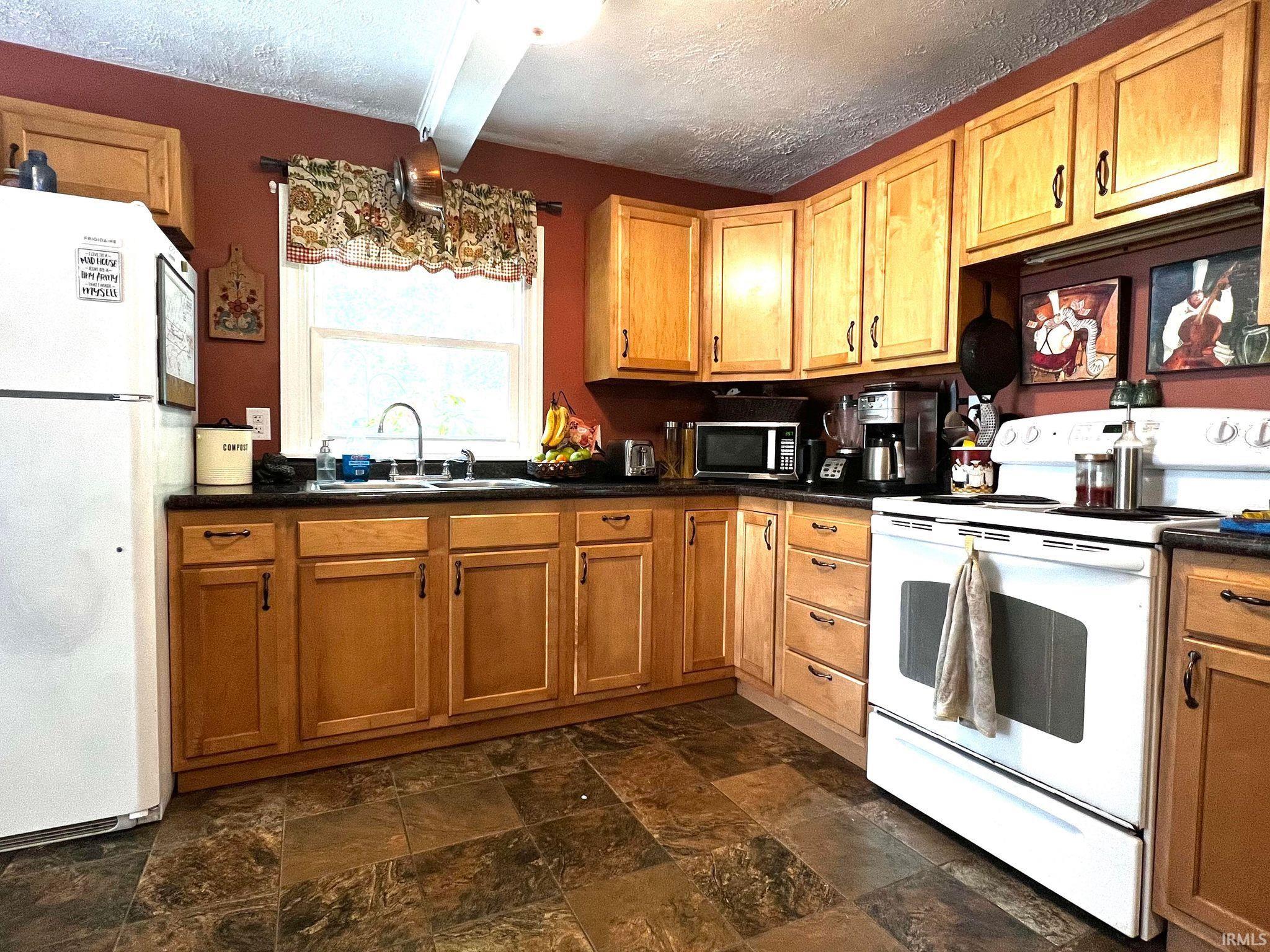 4084 E Old Meyers Road