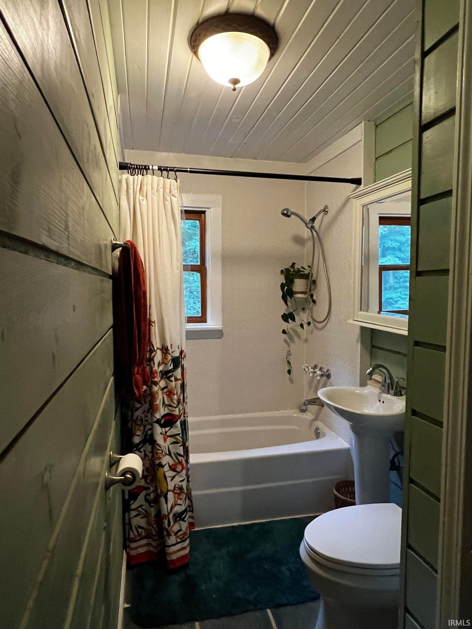 4084 E Old Meyers Road