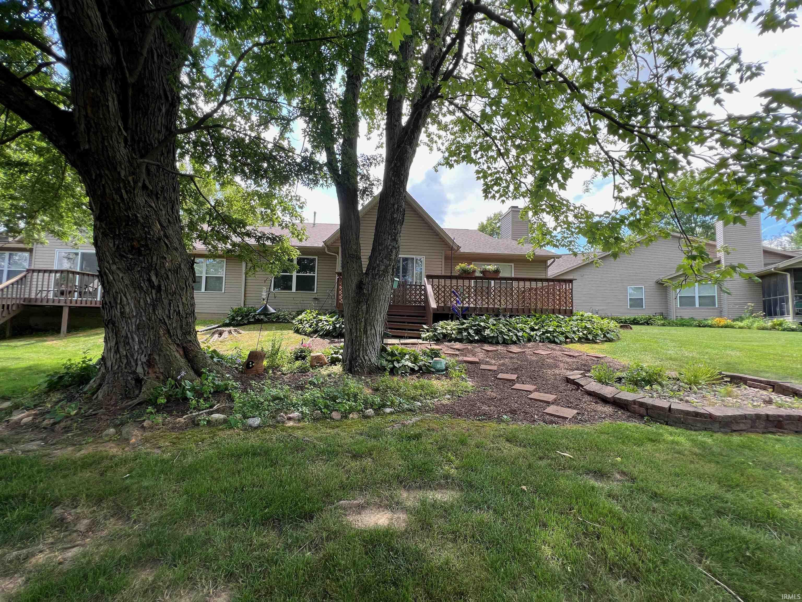 1207 S Hearthstone Court