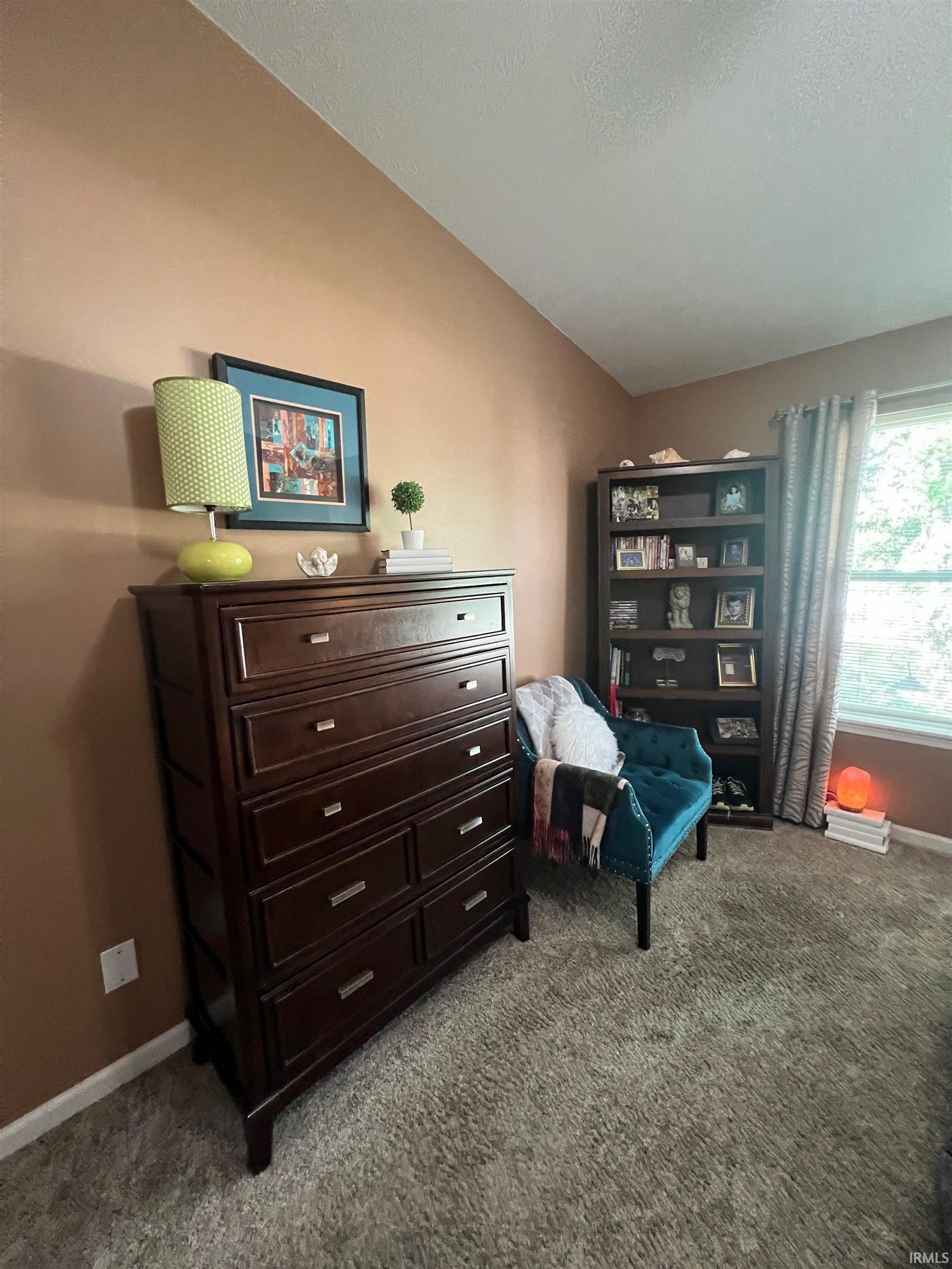 1207 S Hearthstone Court