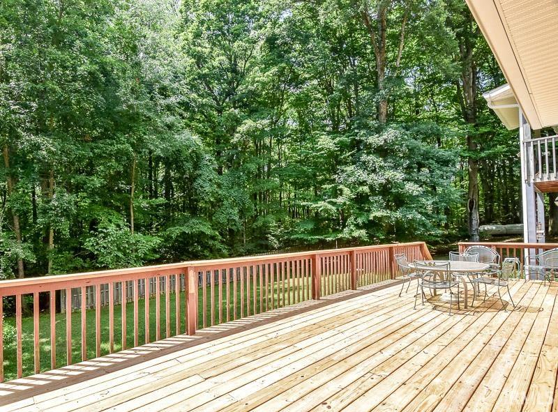 7851 N Red Hill Road