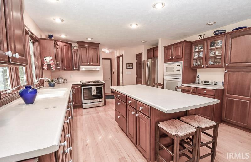 7851 N Red Hill Road