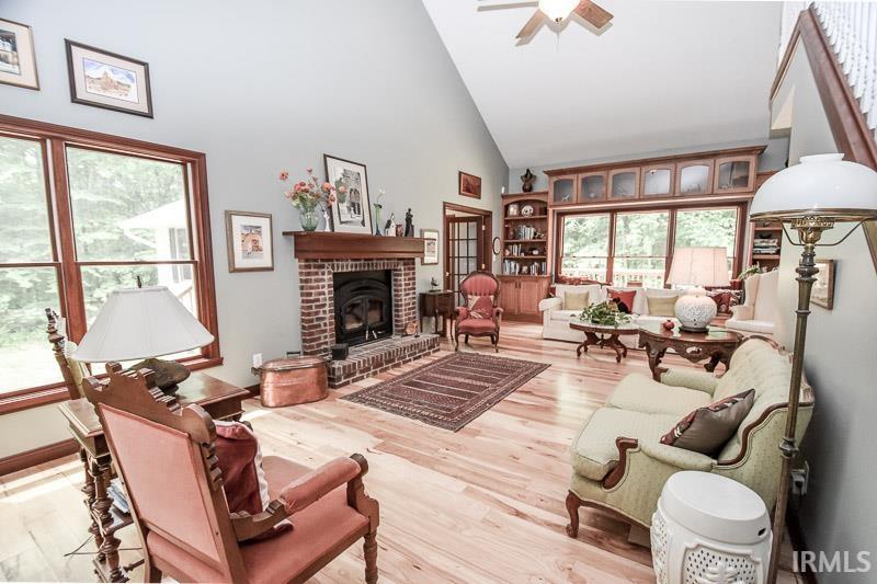 7851 N Red Hill Road