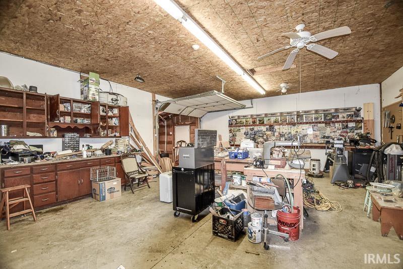 7851 N Red Hill Road