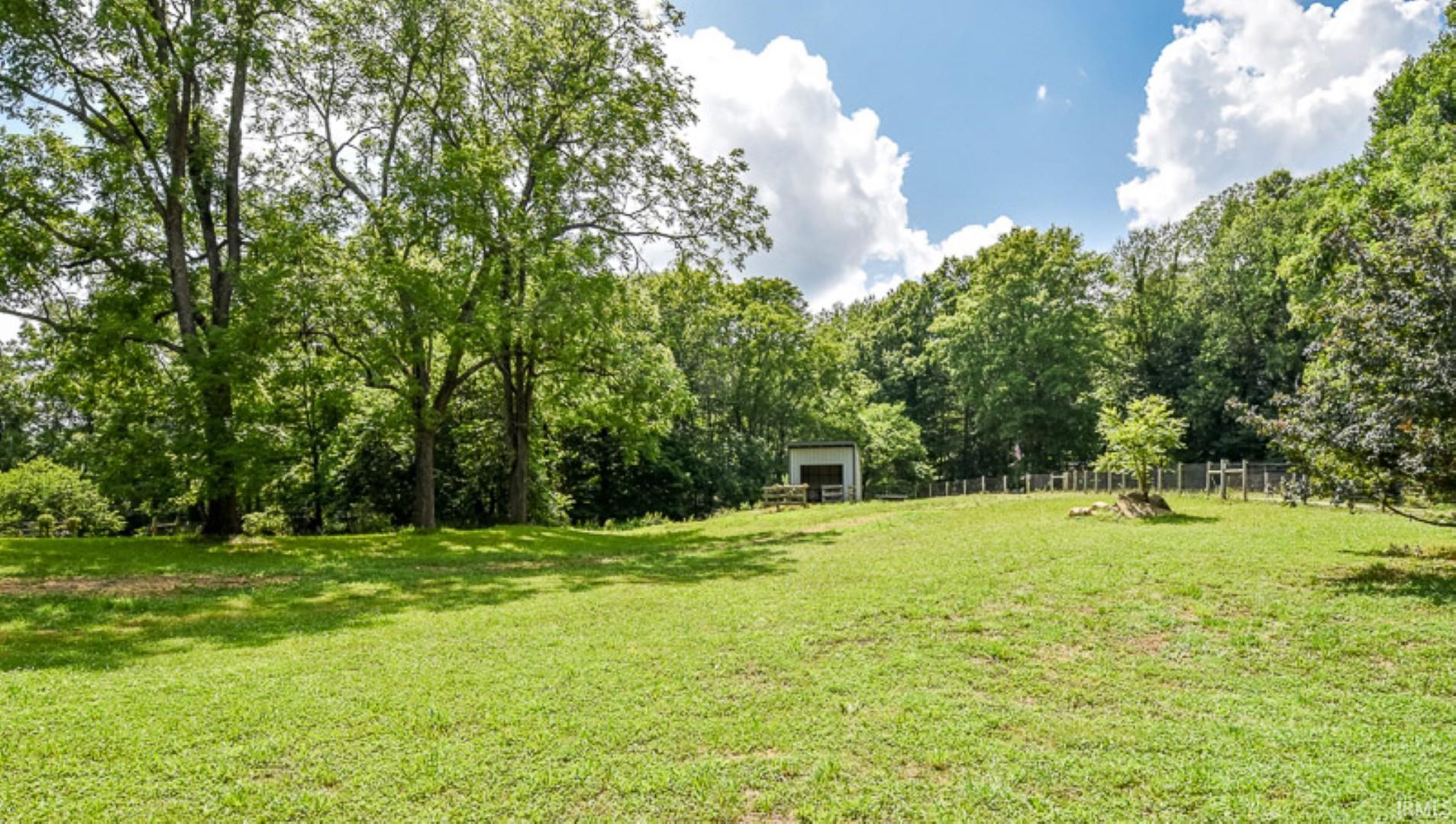 7851 N Red Hill Road