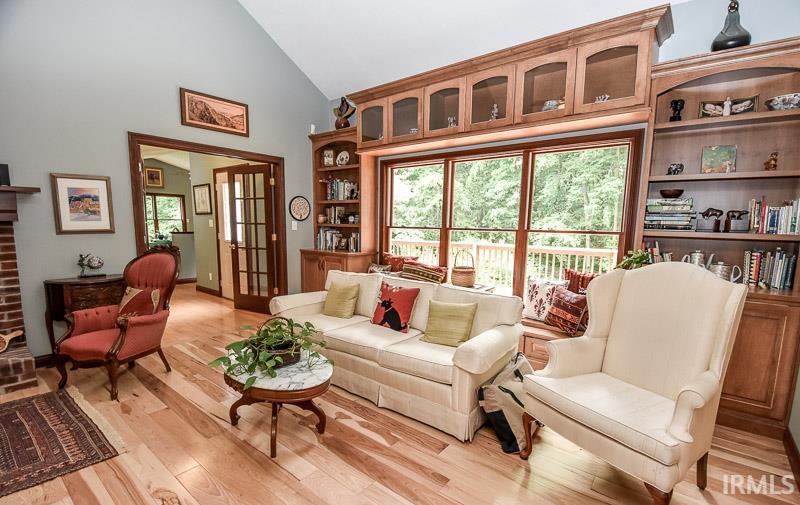 7851 N Red Hill Road