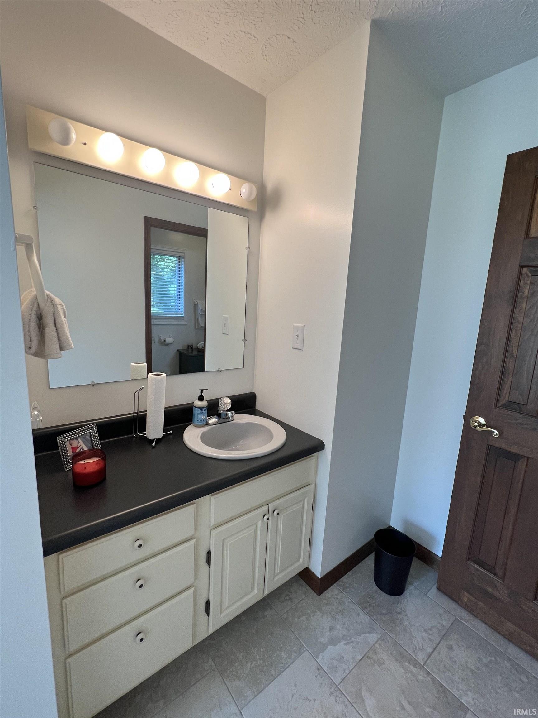 4154 W Meadowvale Drive