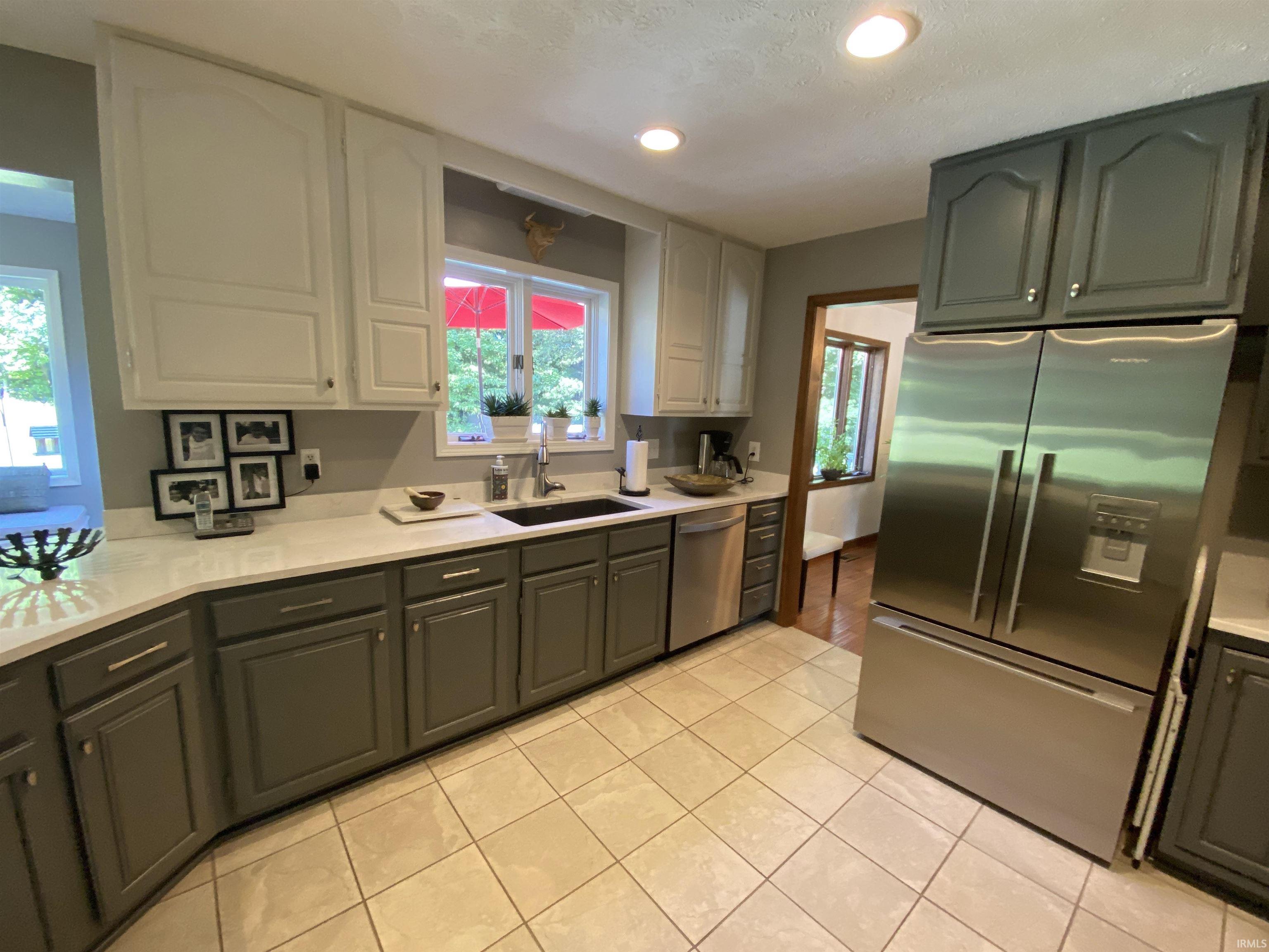 4154 W Meadowvale Drive