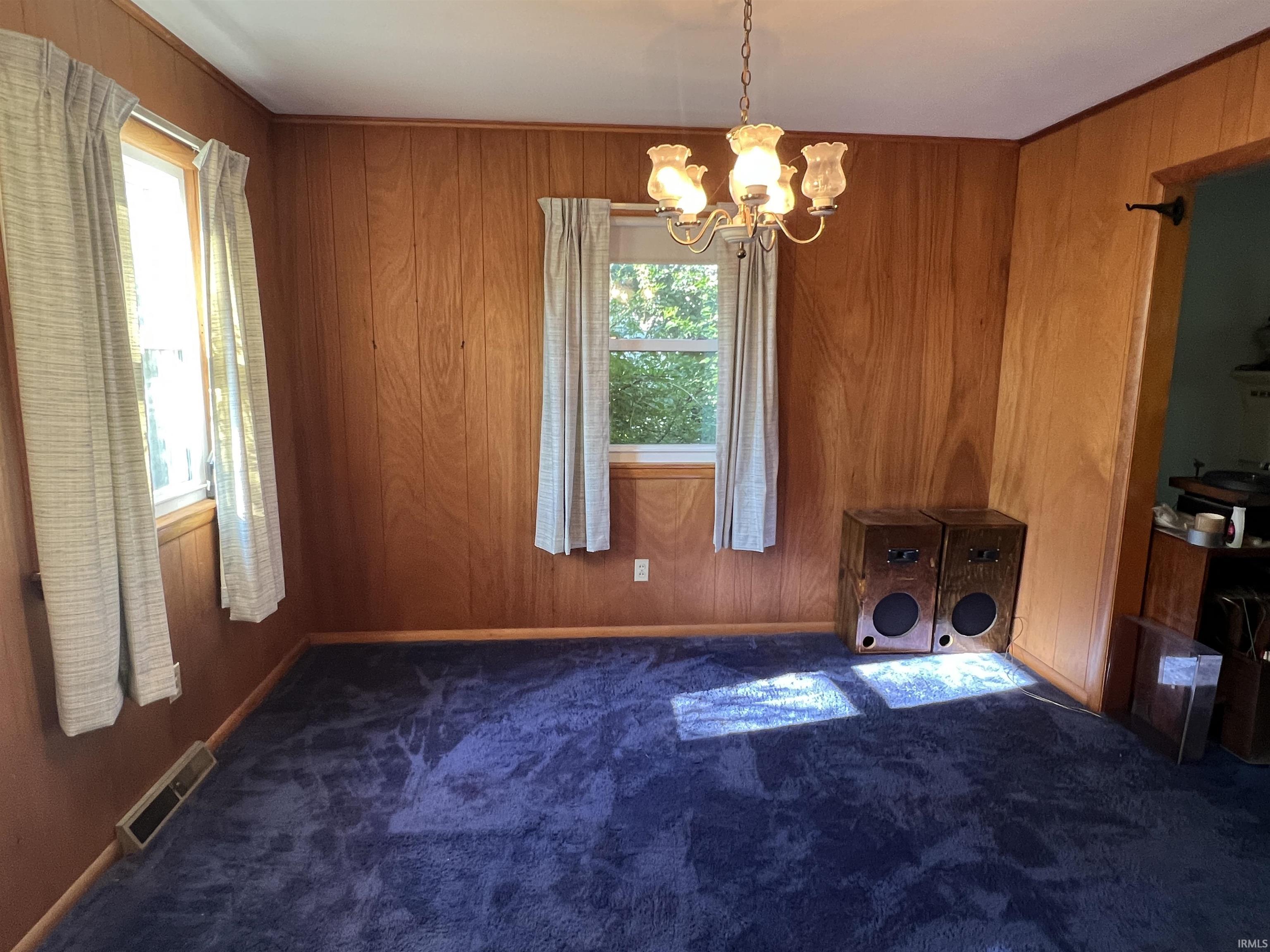 118 S Glenwood Avenue