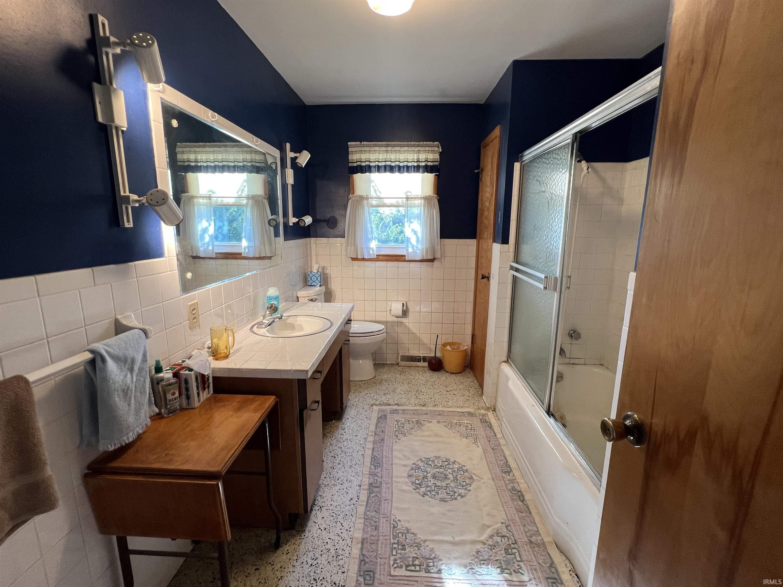 118 S Glenwood Avenue