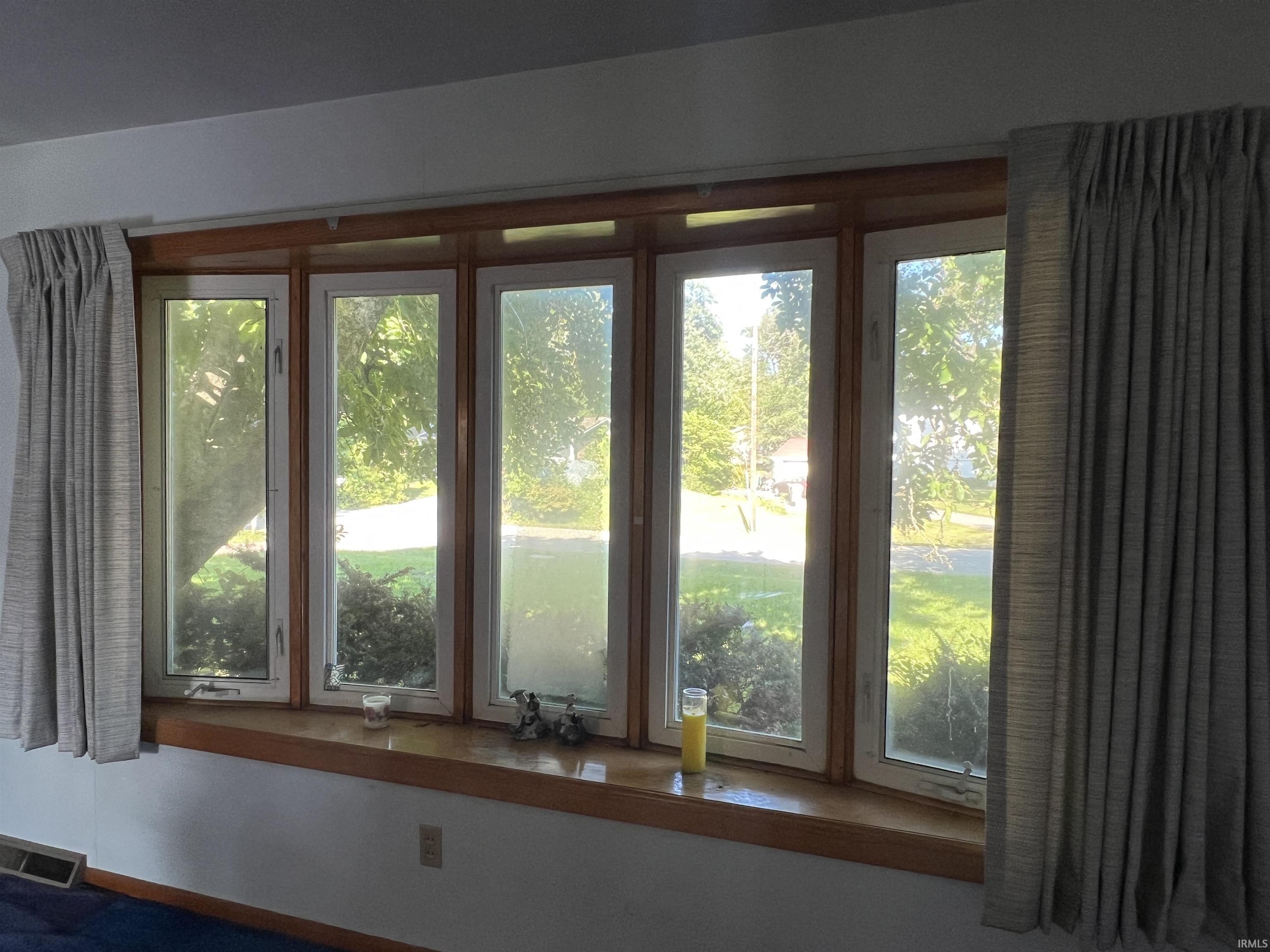 118 S Glenwood Avenue