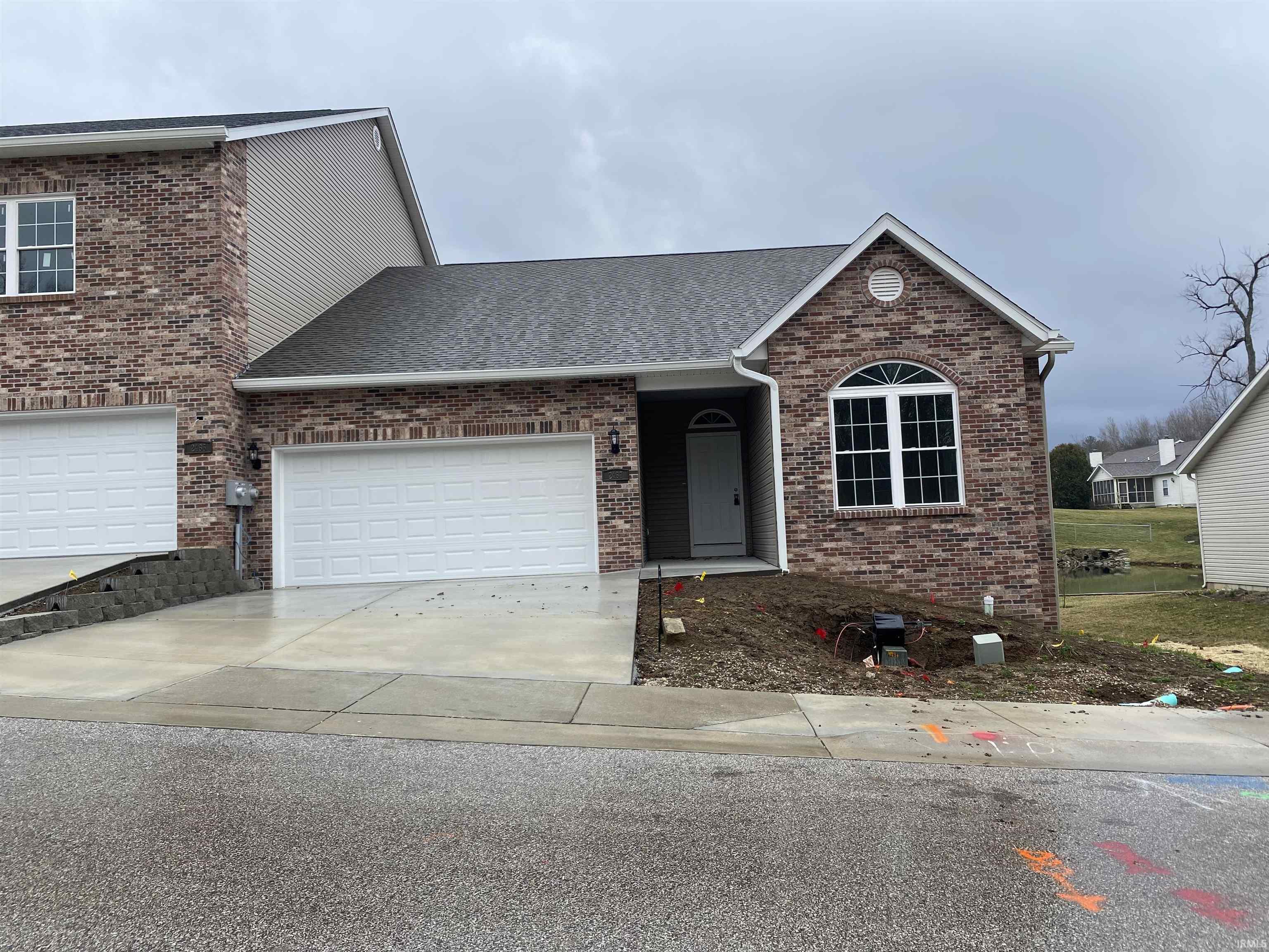 2467 N Stonelake Circle