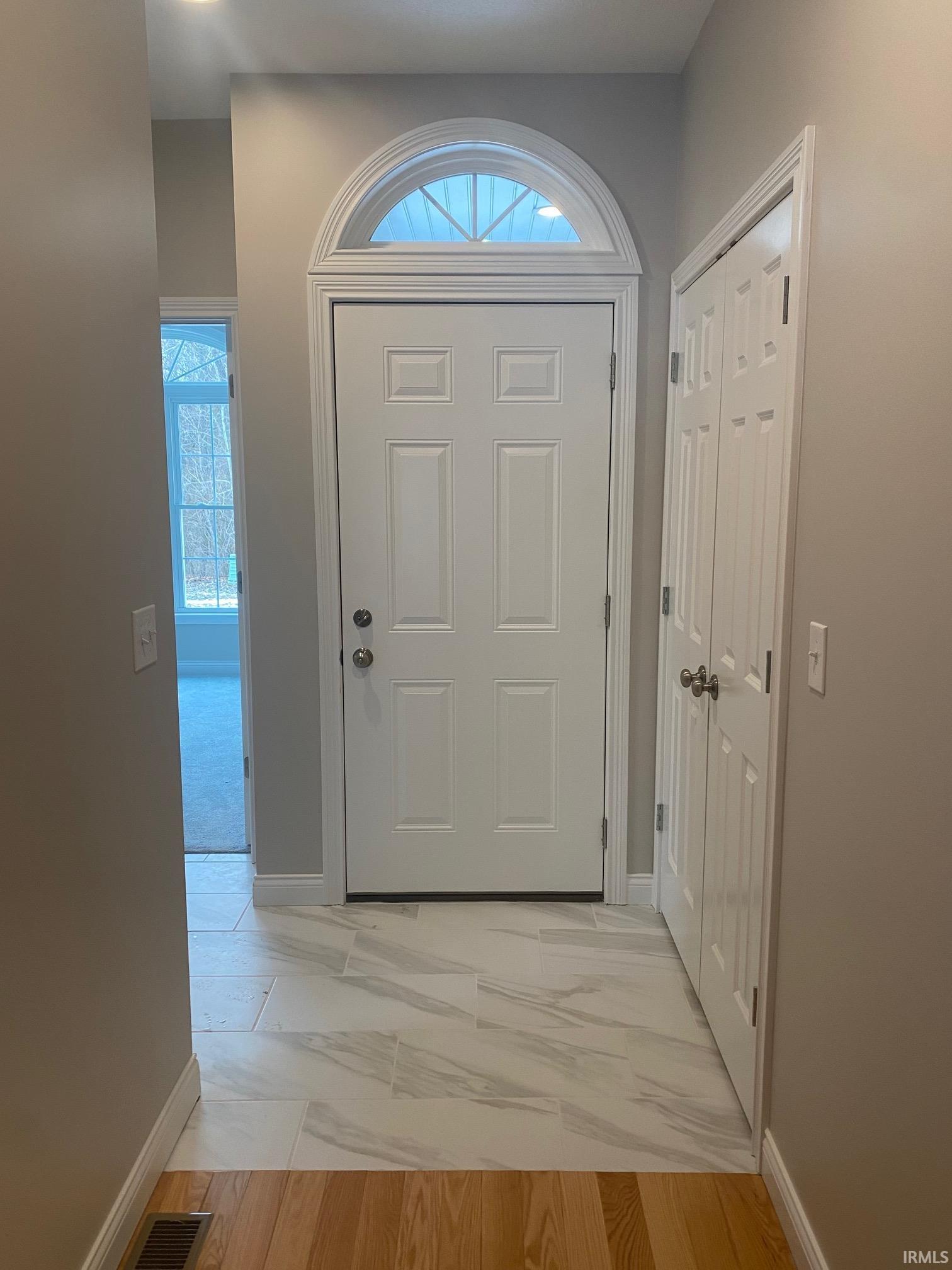 2467 N Stonelake Circle