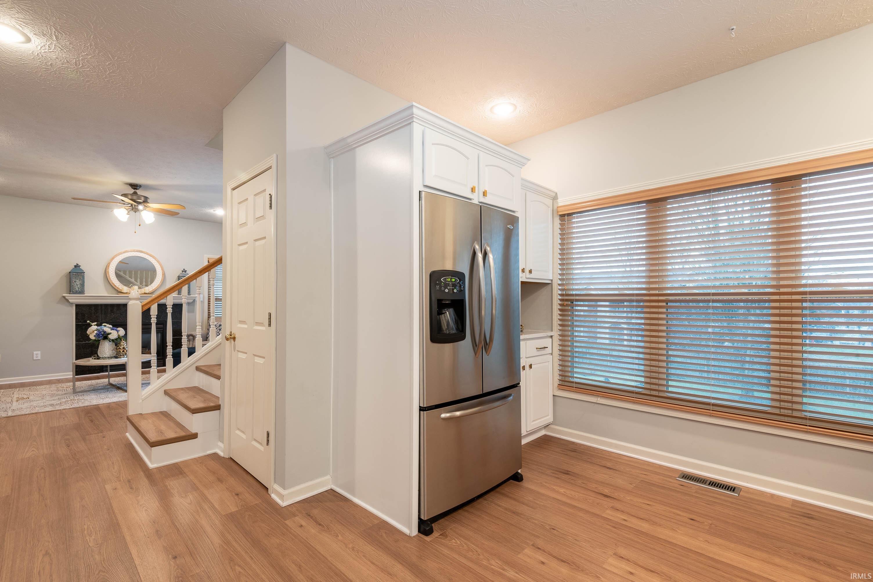 3253 S Southern Oaks Drive