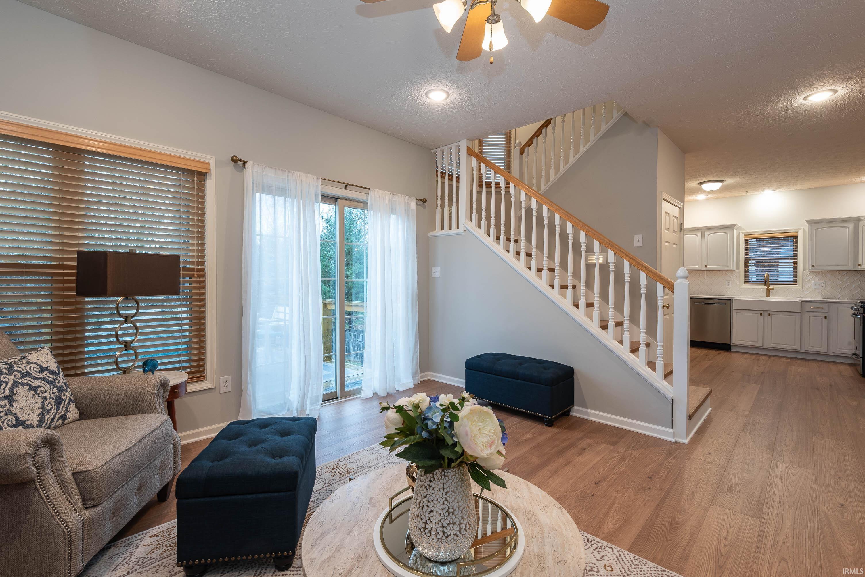 3253 S Southern Oaks Drive