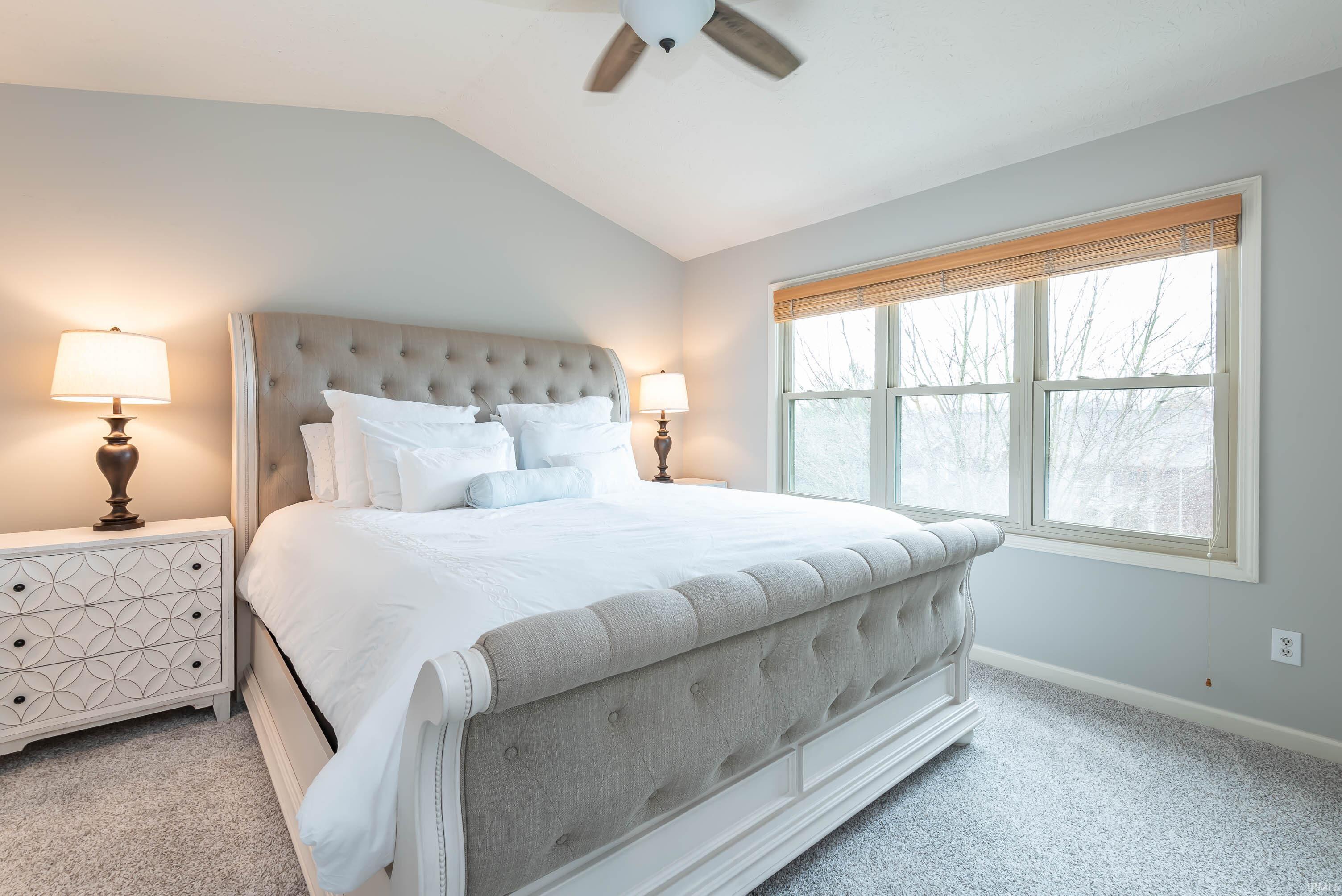 3253 S Southern Oaks Drive