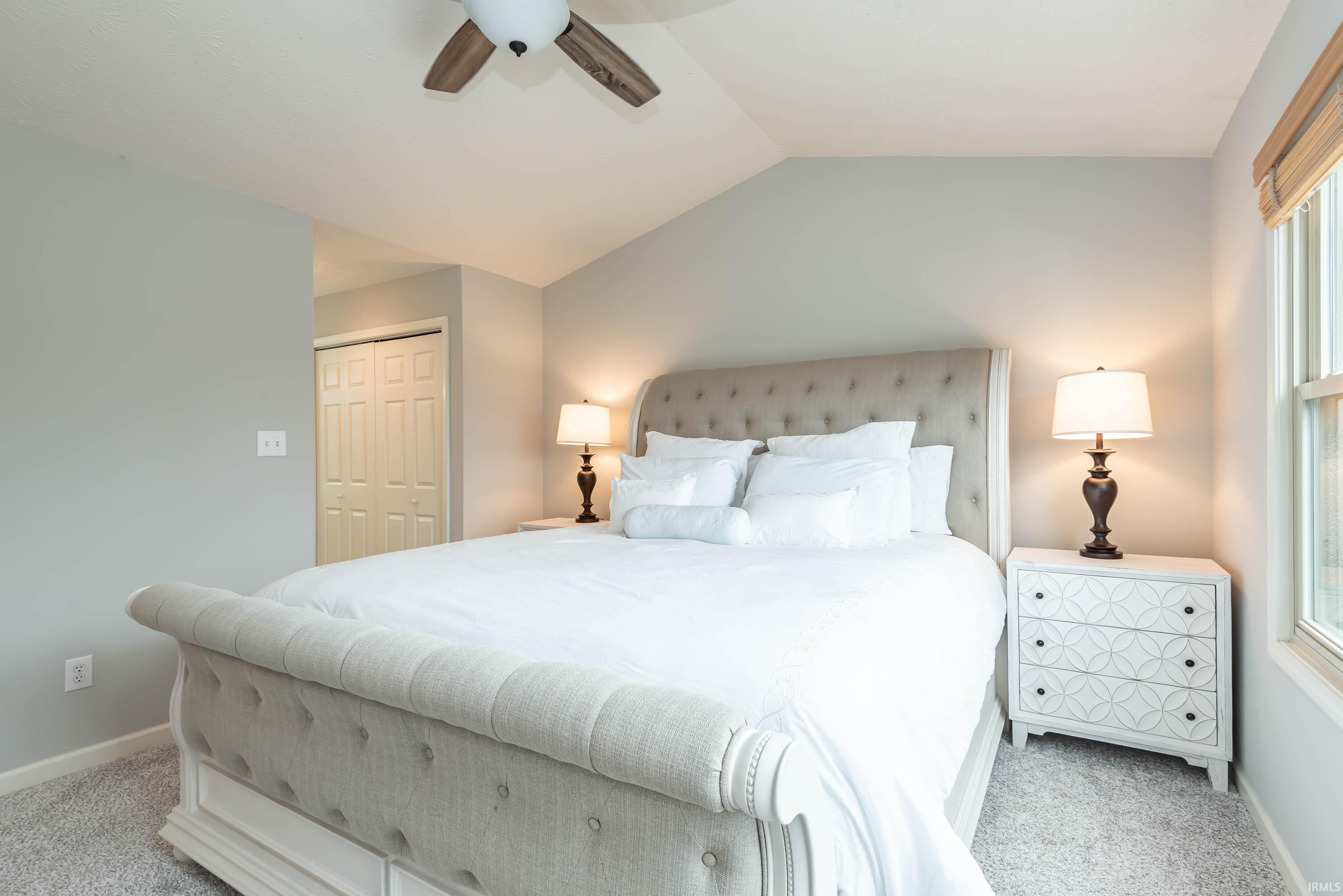 3253 S Southern Oaks Drive