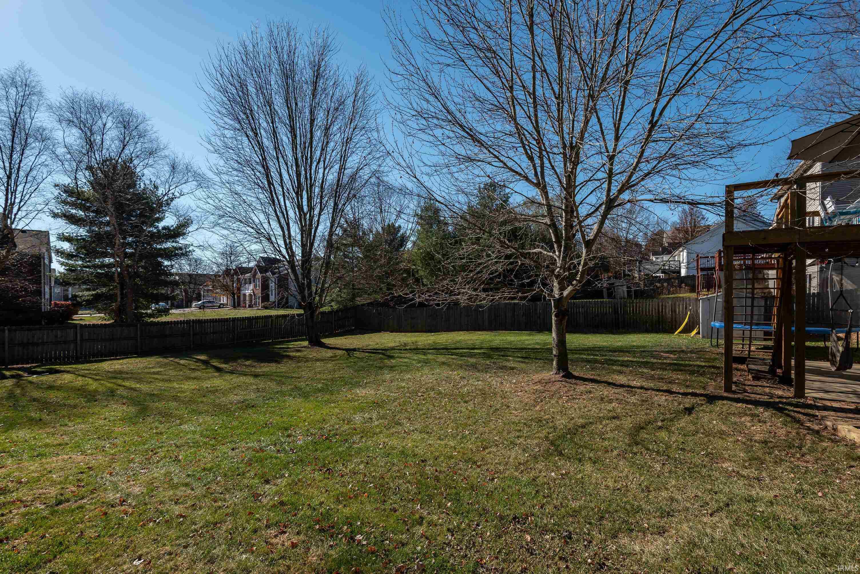 3253 S Southern Oaks Drive