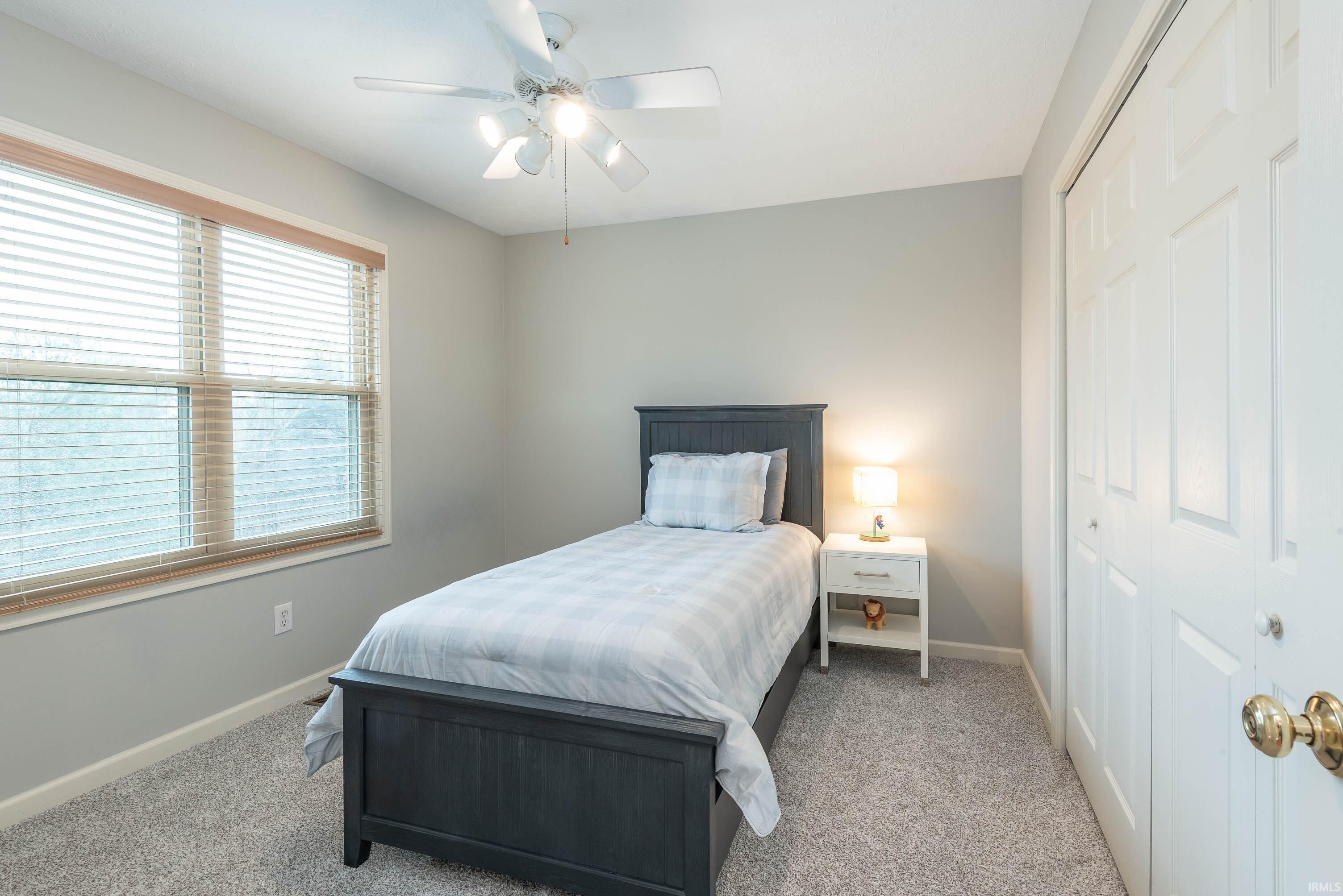 3253 S Southern Oaks Drive