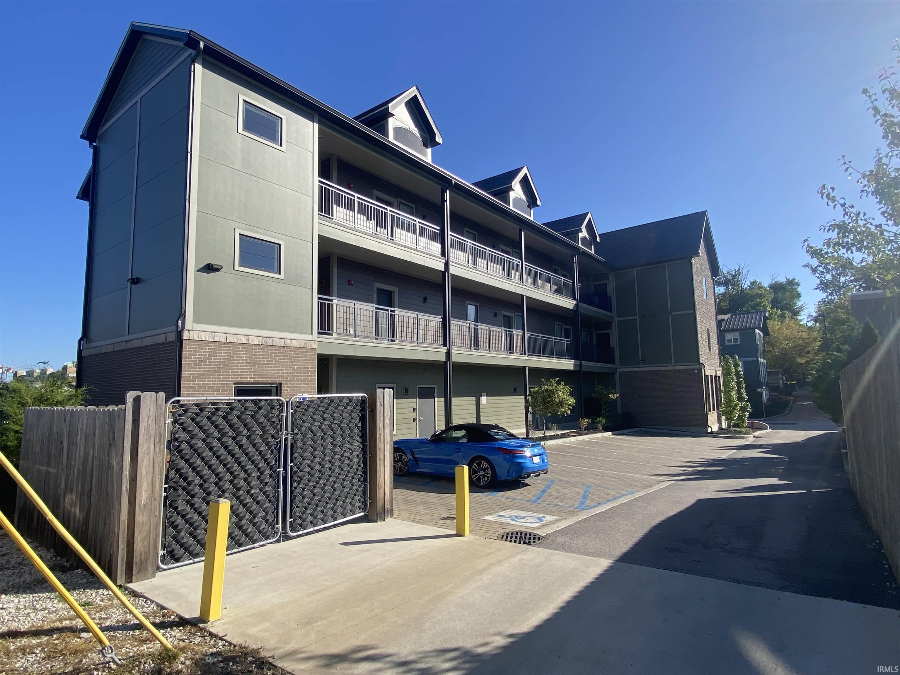 1115 N Walnut Street