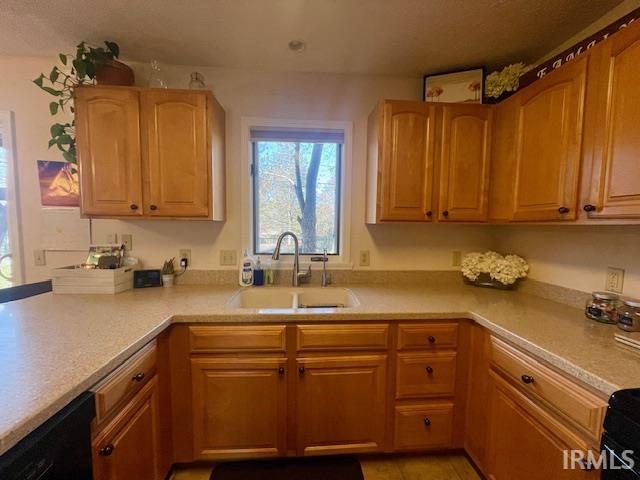 4440 W Silverthorne Street