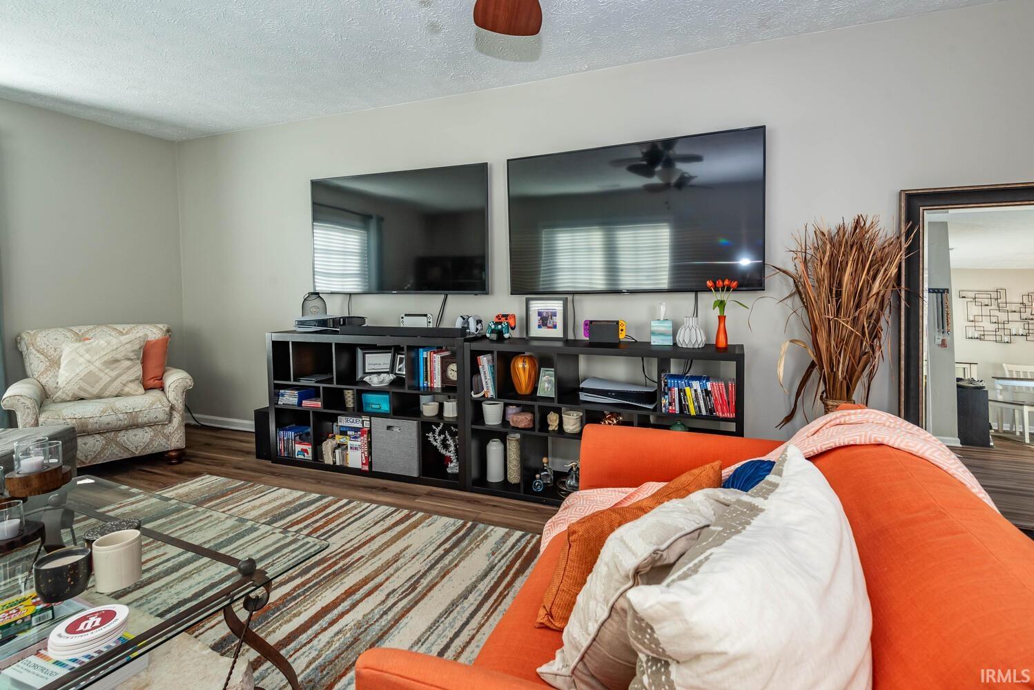 3137 S Westminster Way