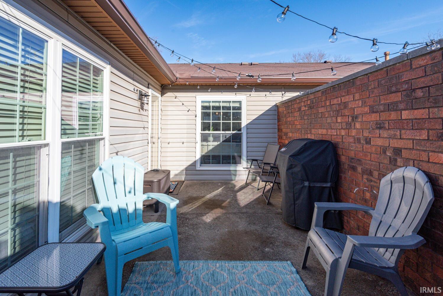 3137 S Westminster Way