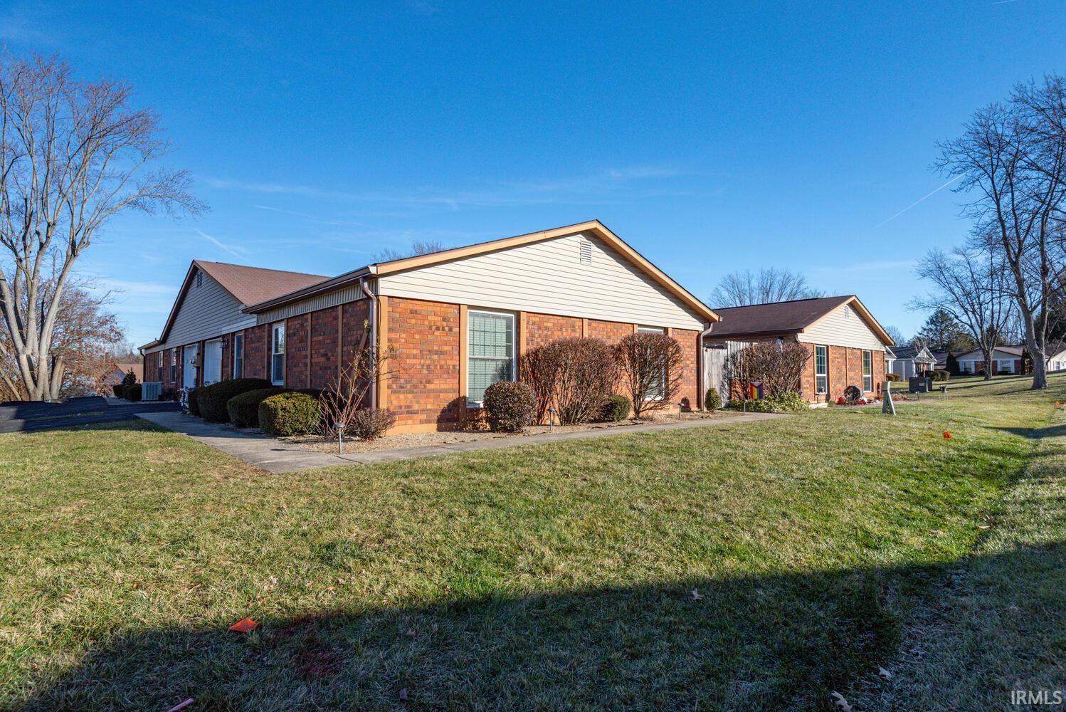 3137 S Westminster Way