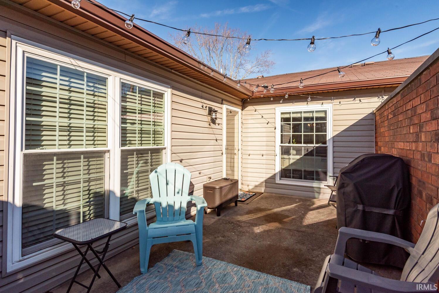 3137 S Westminster Way