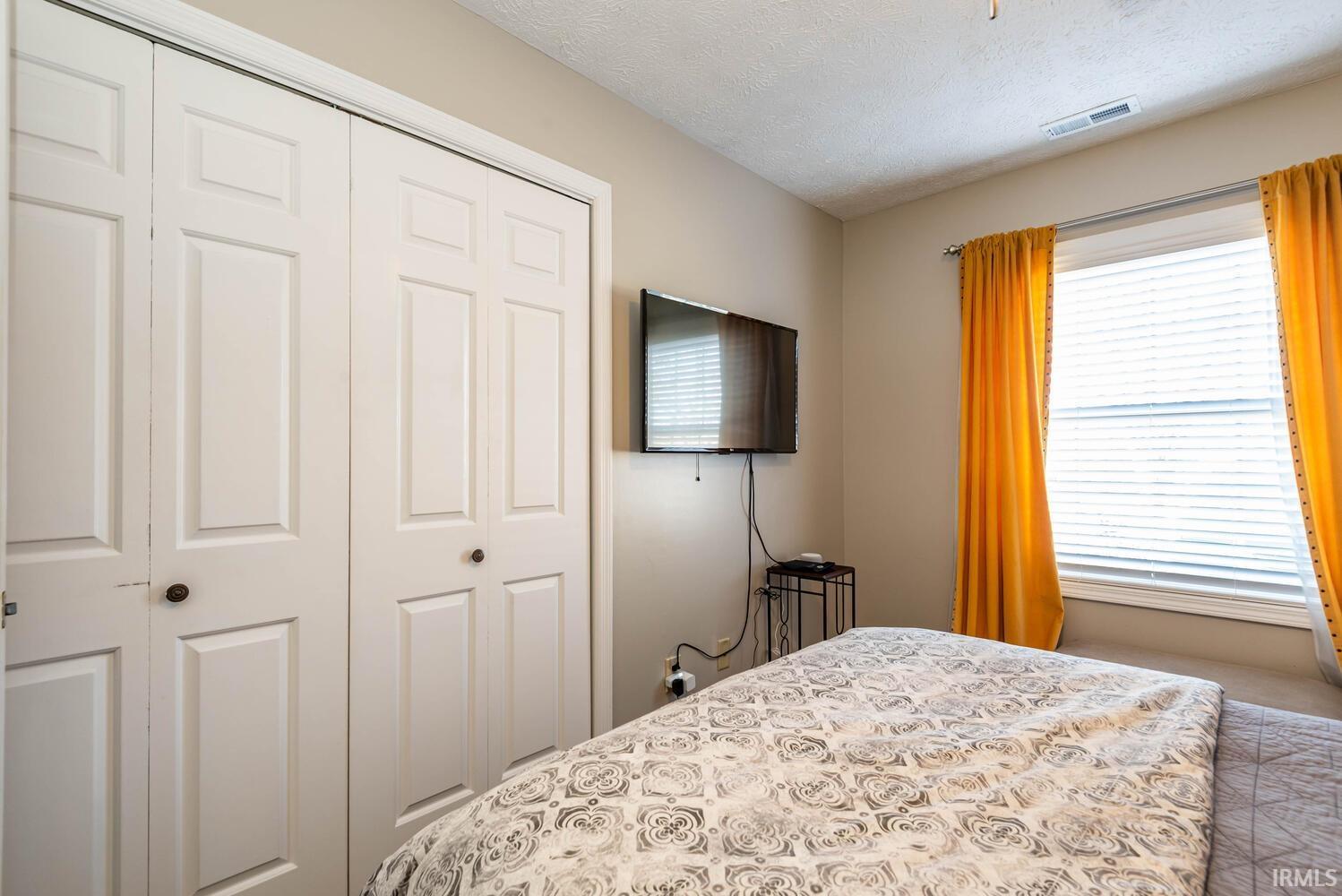 3137 S Westminster Way