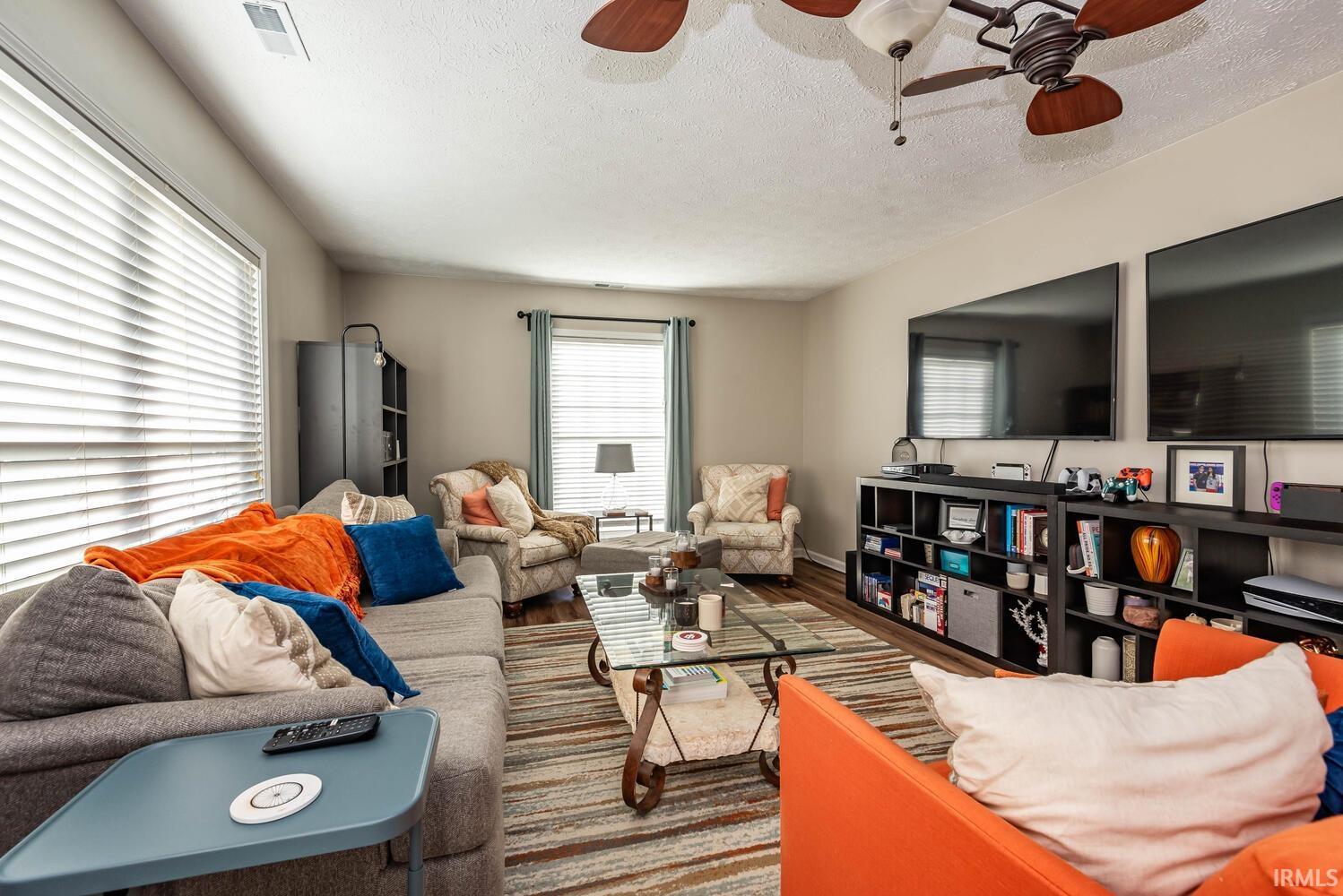 3137 S Westminster Way