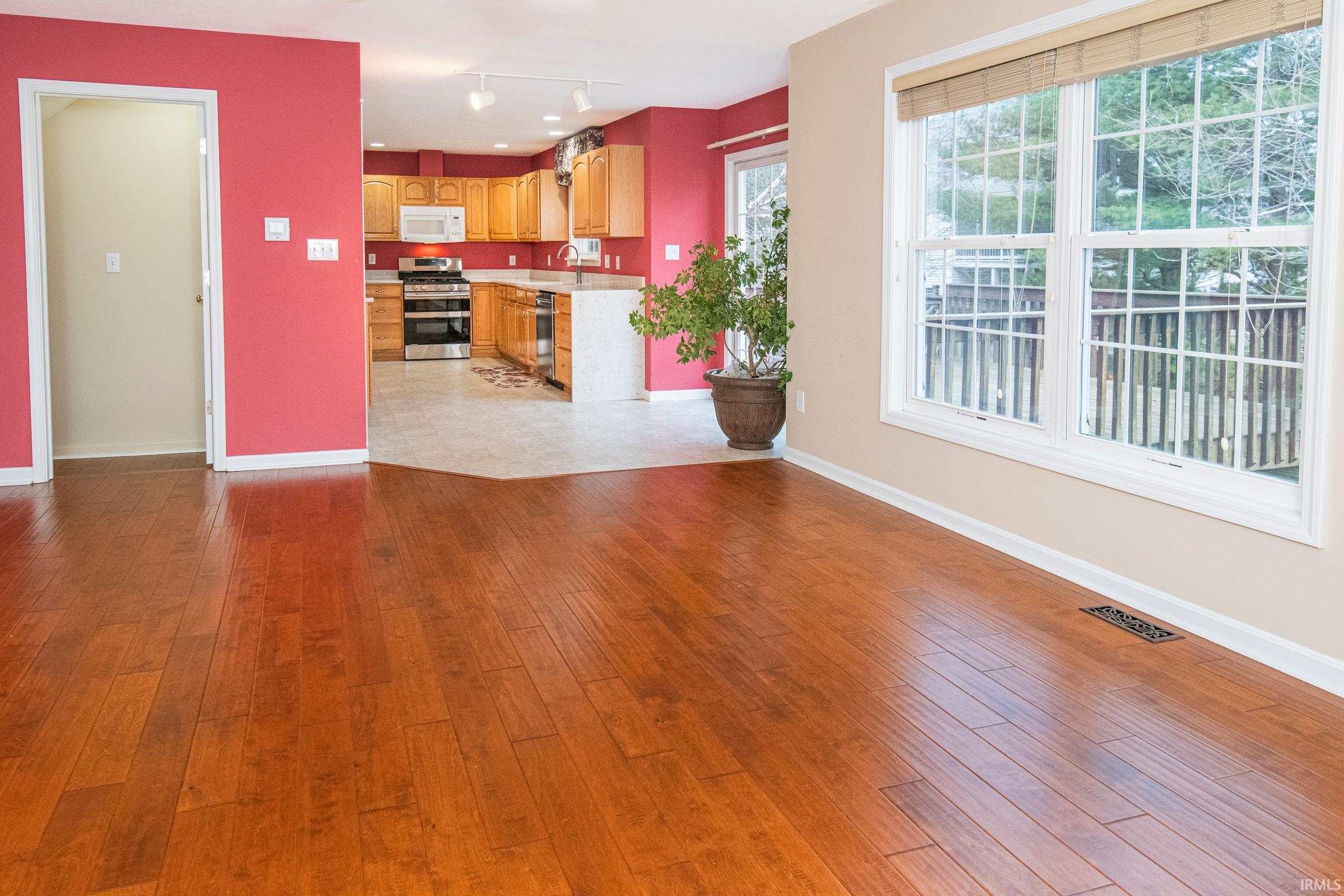 3307 S Forrester Street