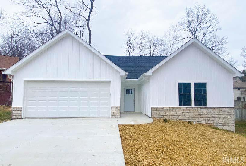 1011 E Keri Marie Lane