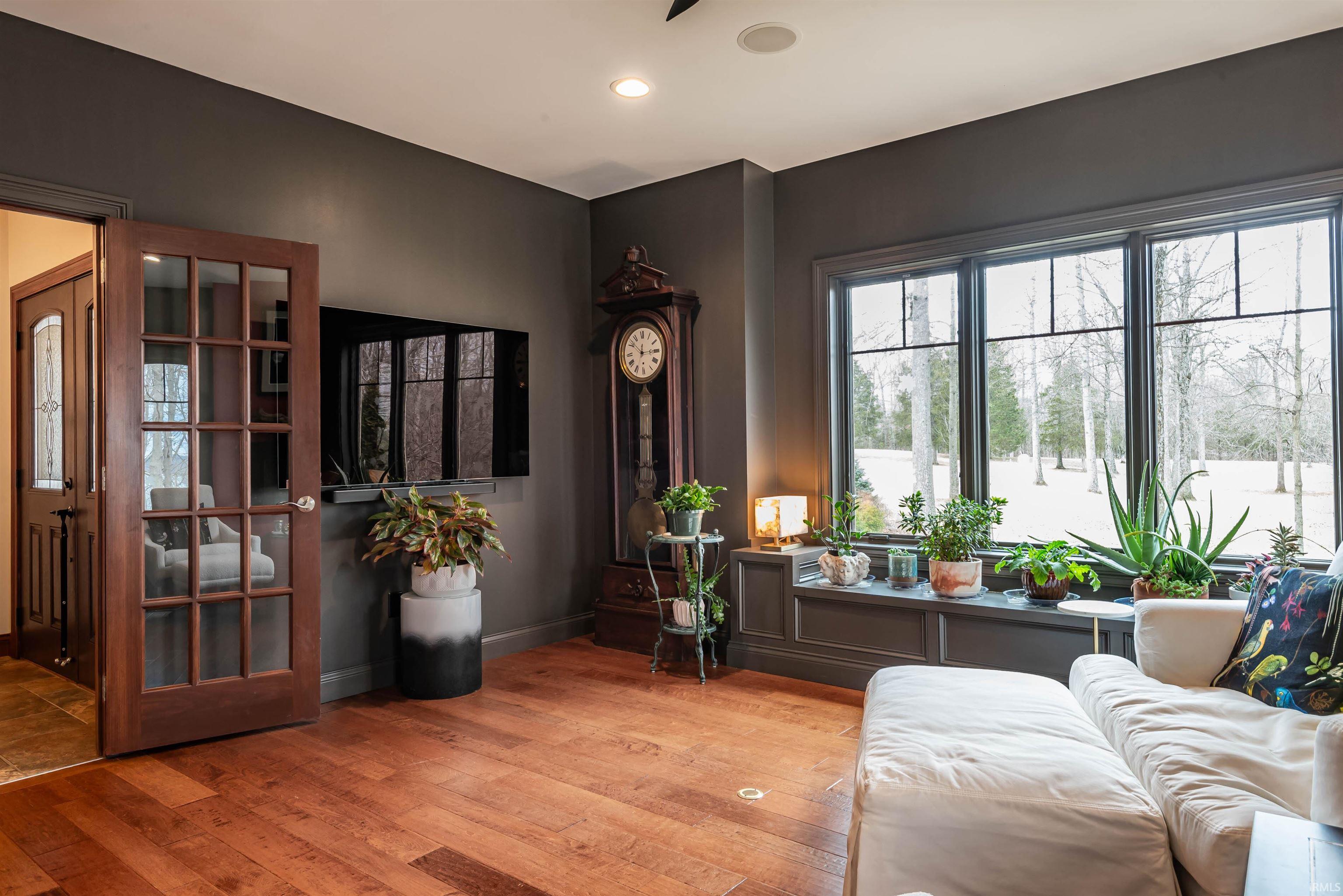 2591 E Pedigo Bay Drive