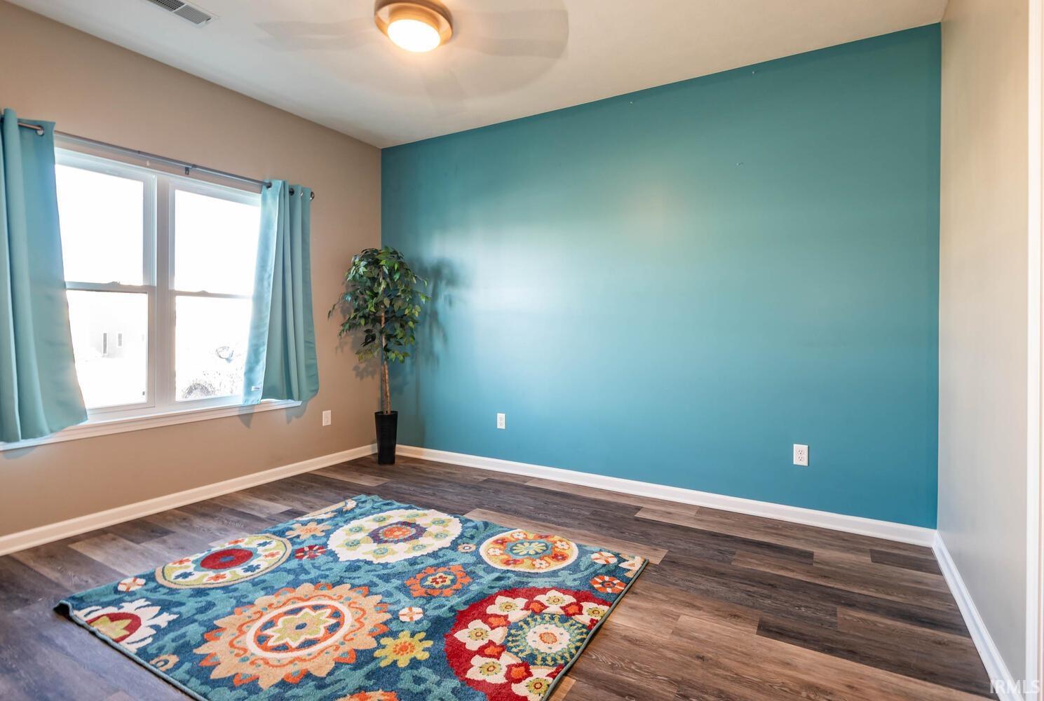 5760 W Daffodil Court