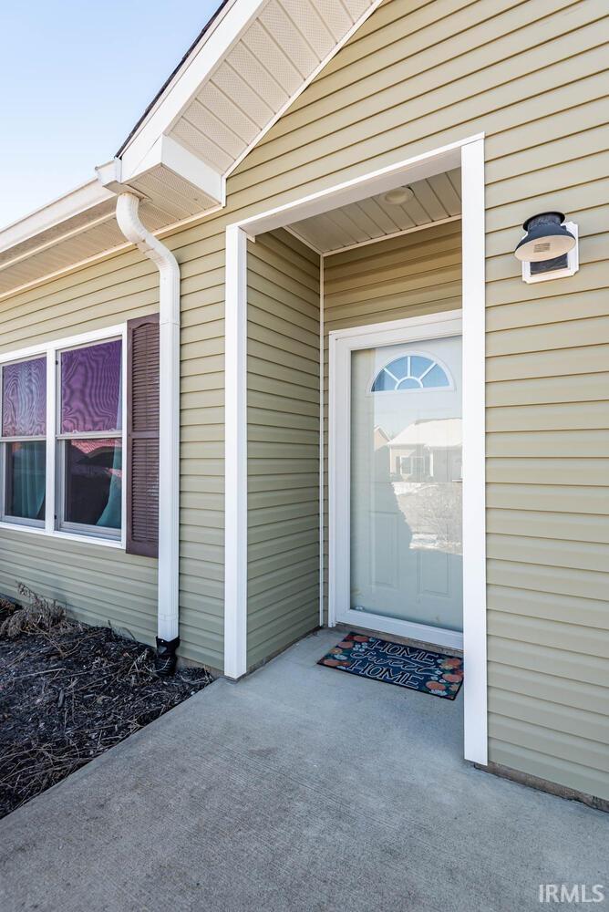 5760 W Daffodil Court