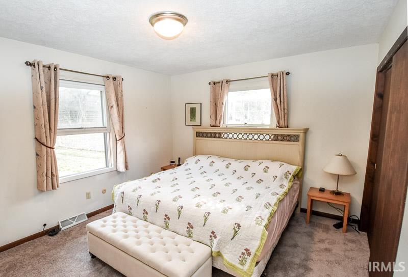 550 N Park Ridge Road